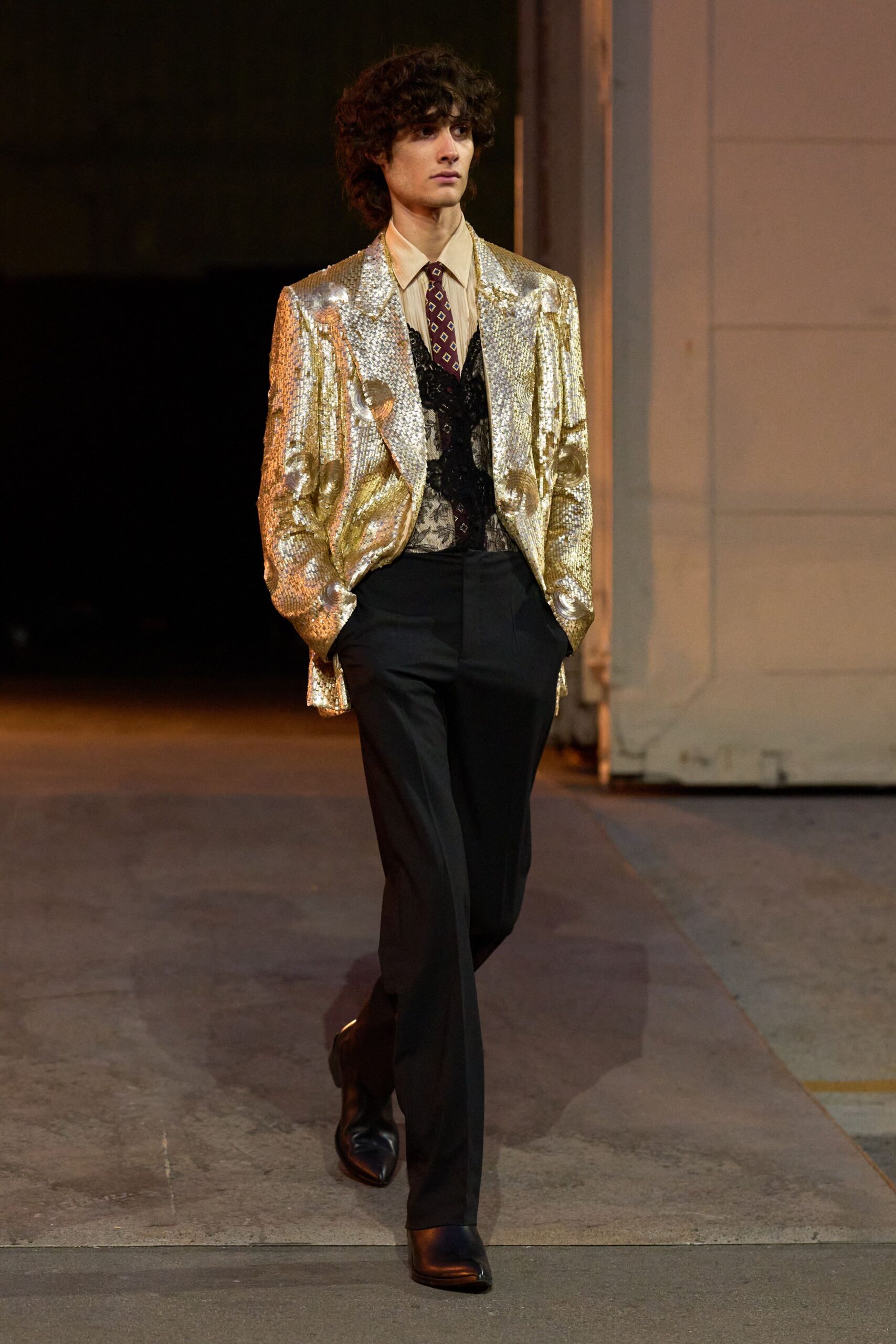 gold sequin long-sleeve collared tailored buttoned shiny blazer