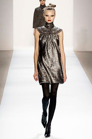 Monique Lhuillier Fall 2007 Ready-to-Wear