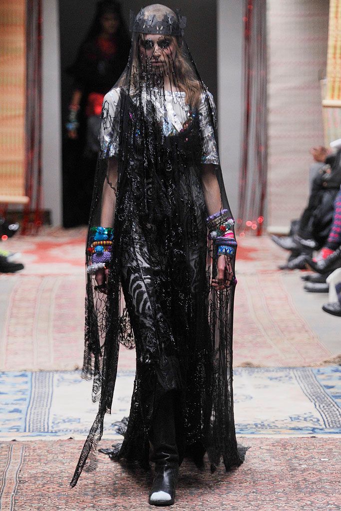 Meadham Kirchhoff Fall 2010 Ready-to-Wear