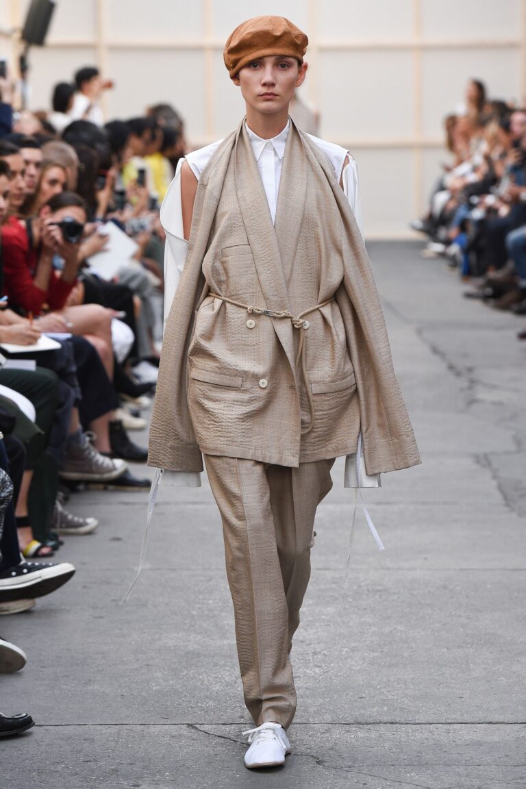 Nehera Spring 2017 Ready-to-Wear