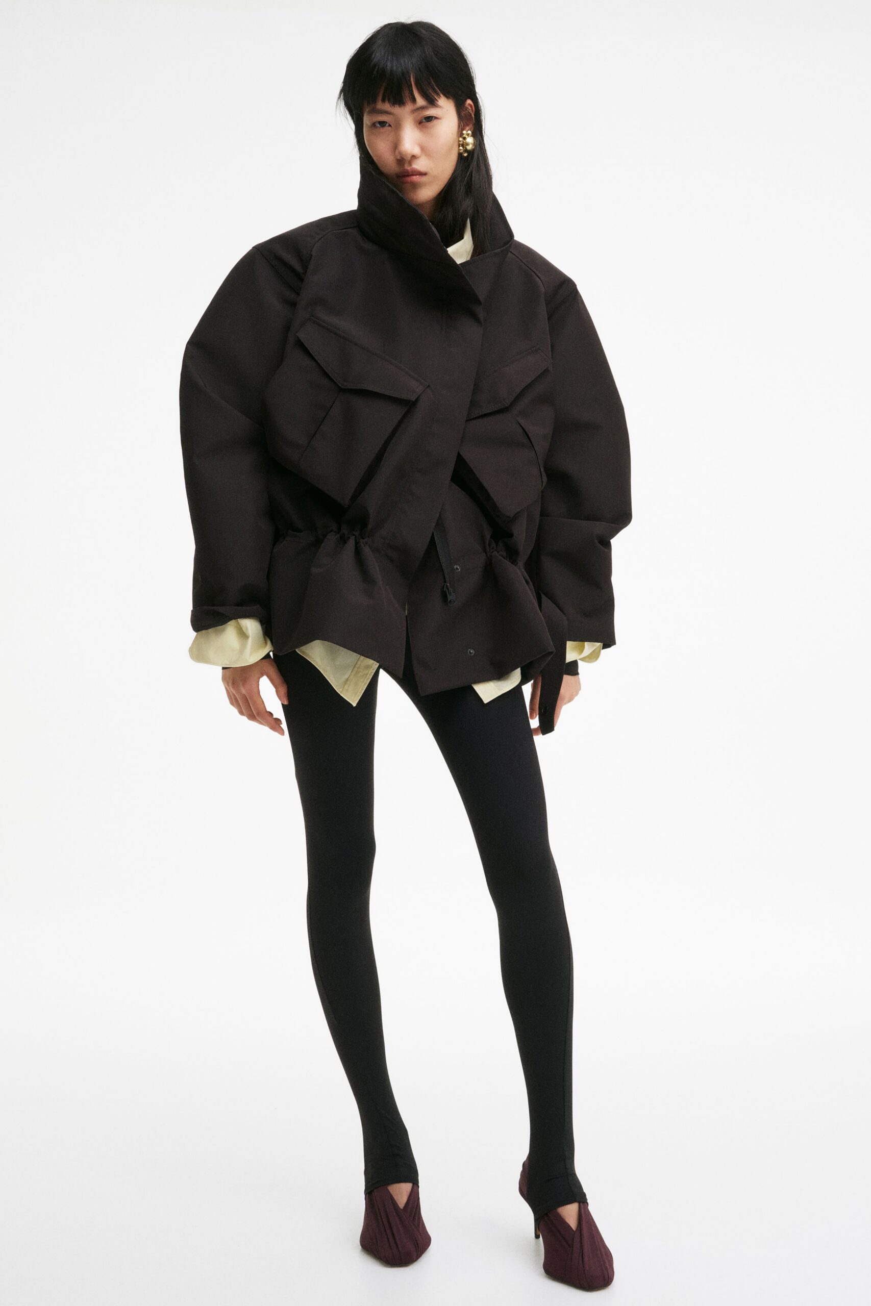 black cotton long-sleeve collared oversized buttoned pockets jacket
