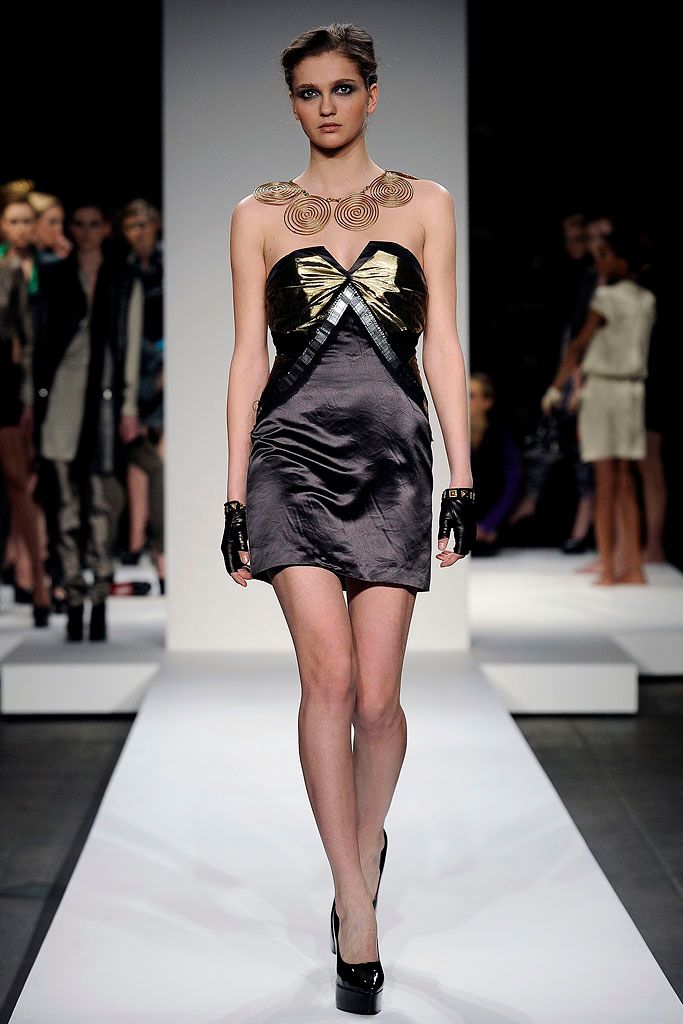 Elise Øverland Fall 2009 Ready-to-Wear