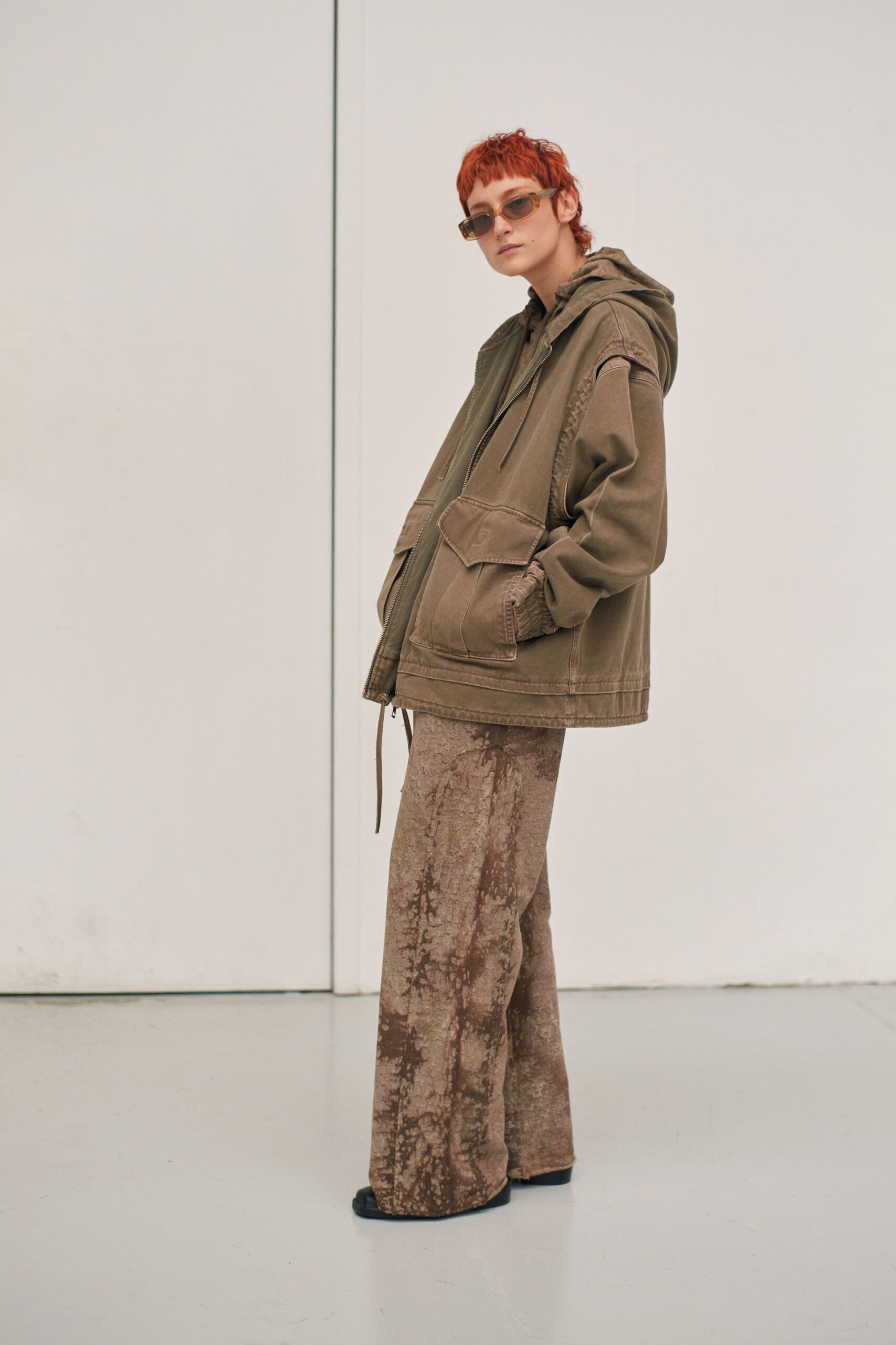 brown cotton hooded long-sleeve oversized zippered jacket