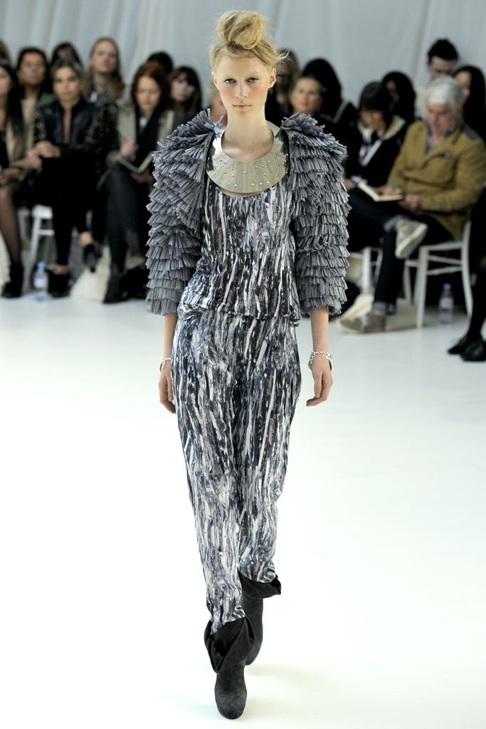 Sass & Bide Spring 2011 Ready-to-Wear