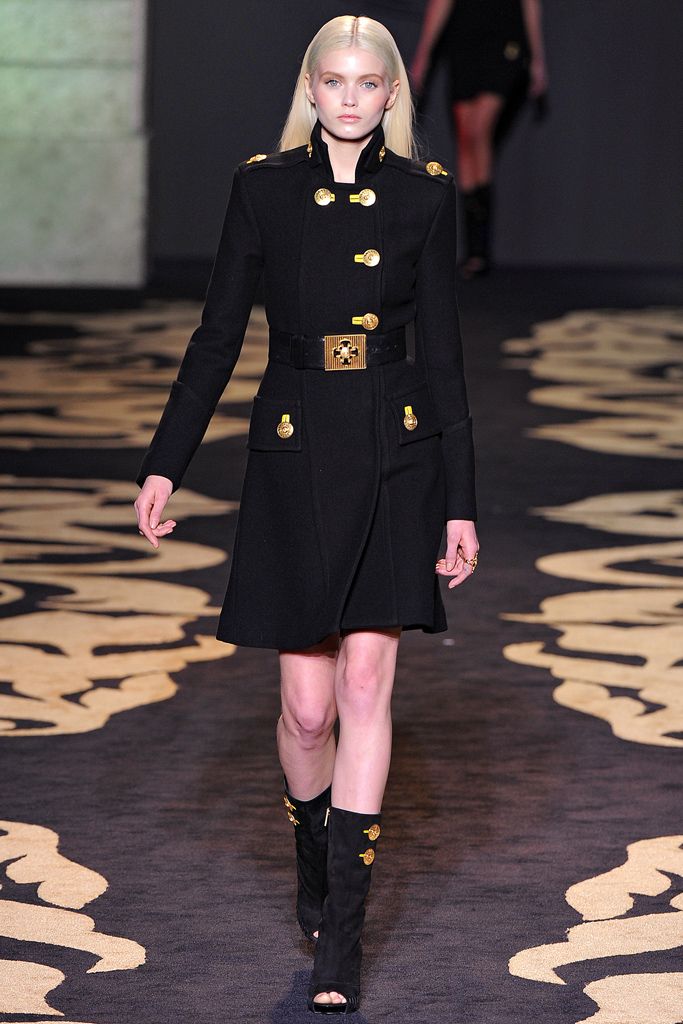 Versace Fall 2011 Ready-to-Wear