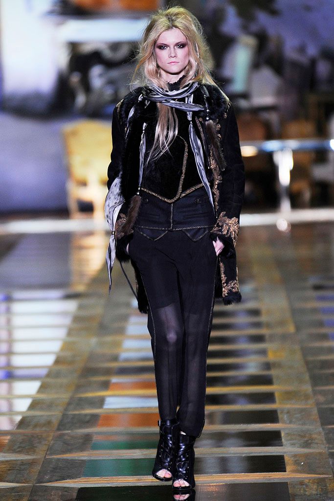 Roberto Cavalli Fall 2010 Ready-to-Wear