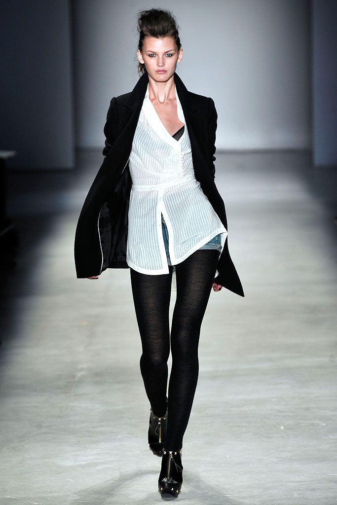 Twenty8Twelve Fall 2009 Ready-to-Wear
