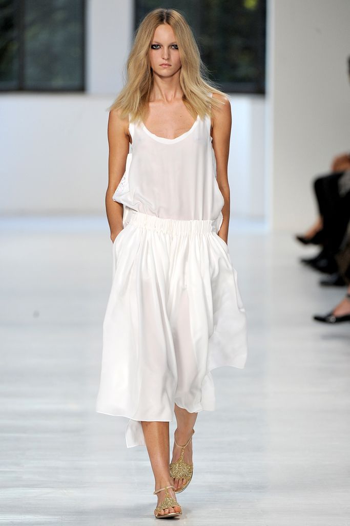 No. 21 Spring 2011 Ready-to-Wear
