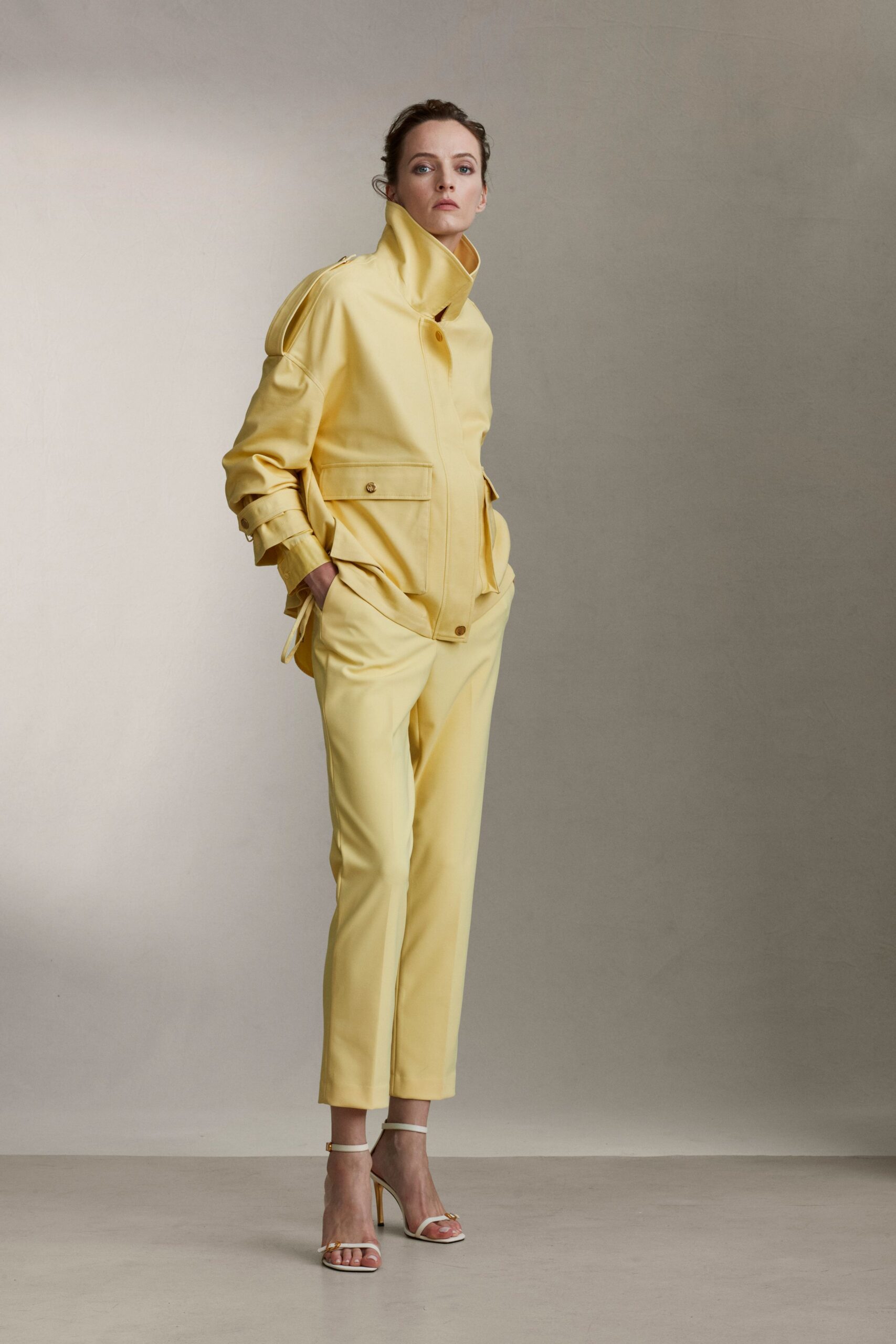 yellow cotton long-sleeve collared relaxed buttoned jacket