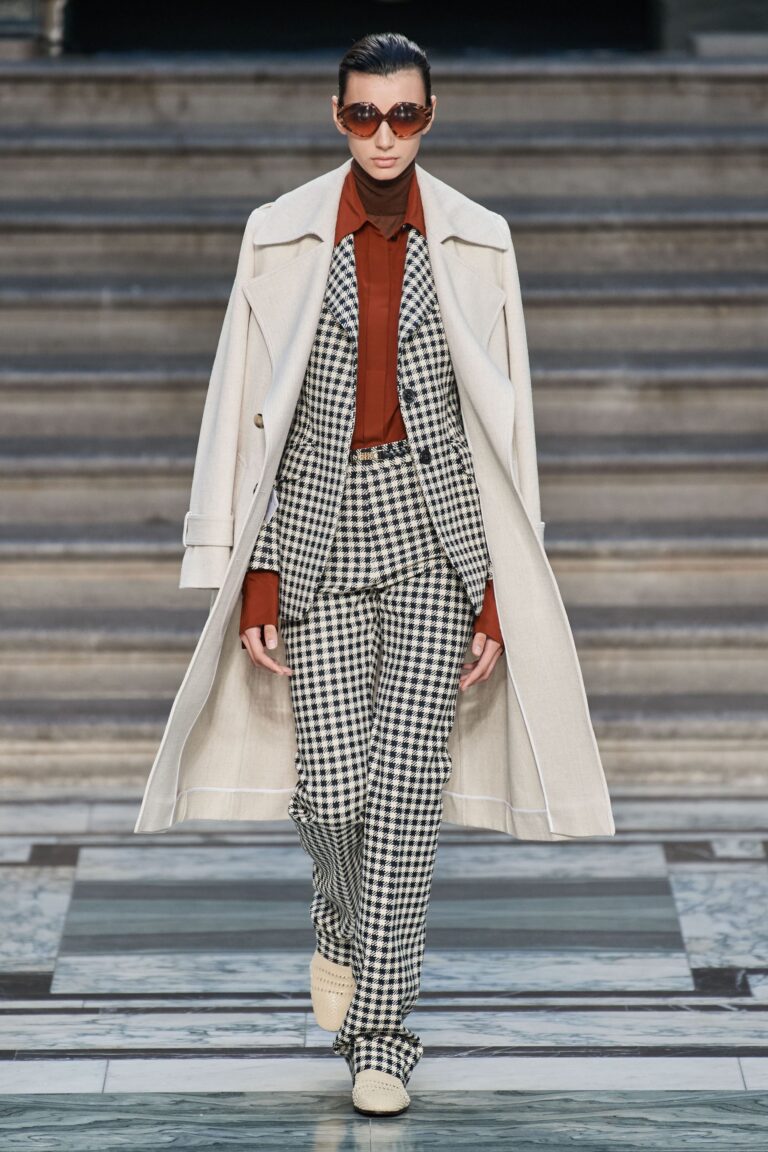 Victoria Beckham Spring 2020 Ready-to-Wear