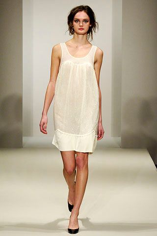 Sari Gueron Fall 2006 Ready-to-Wear