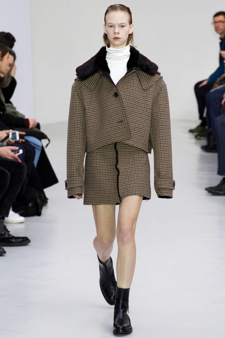 Yang Li Fall 2016 Ready-to-Wear