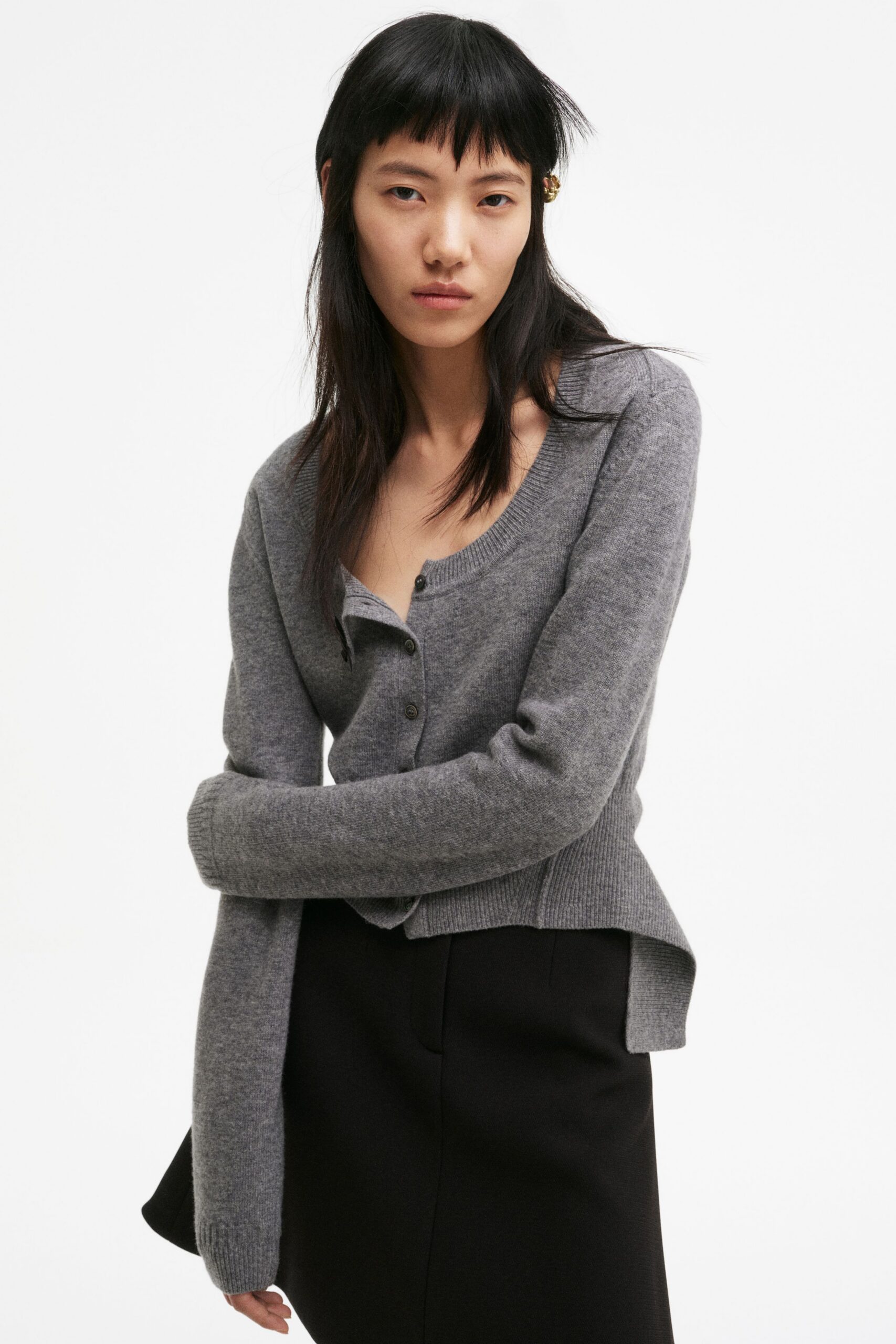 gray wool long-sleeve v-neck relaxed cardigan