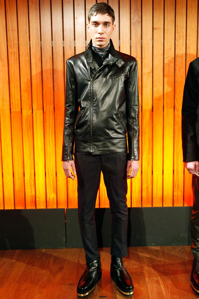 Tim Hamilton Fall 2011 Ready-to-Wear