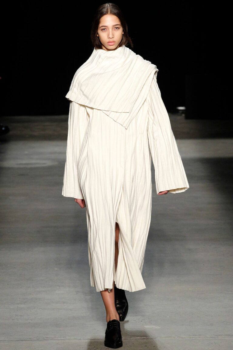 Narciso Rodriguez Fall 2016 Ready-to-Wear