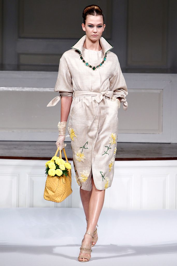 Oscar de la Renta Spring 2011 Ready-to-Wear