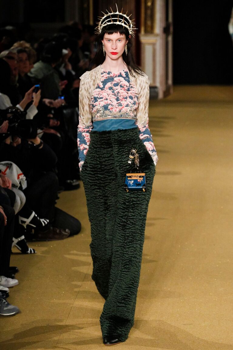Undercover Fall 2016 Ready-to-Wear
