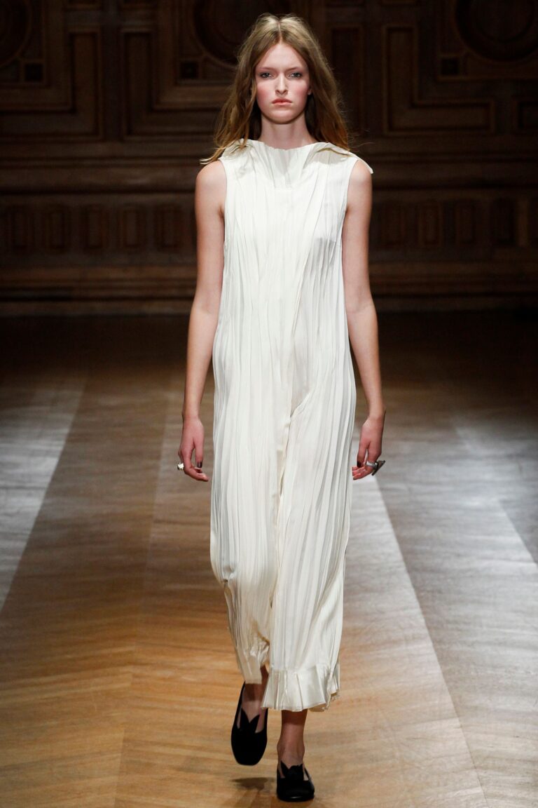Sharon Wauchob Spring 2016 Ready-to-Wear