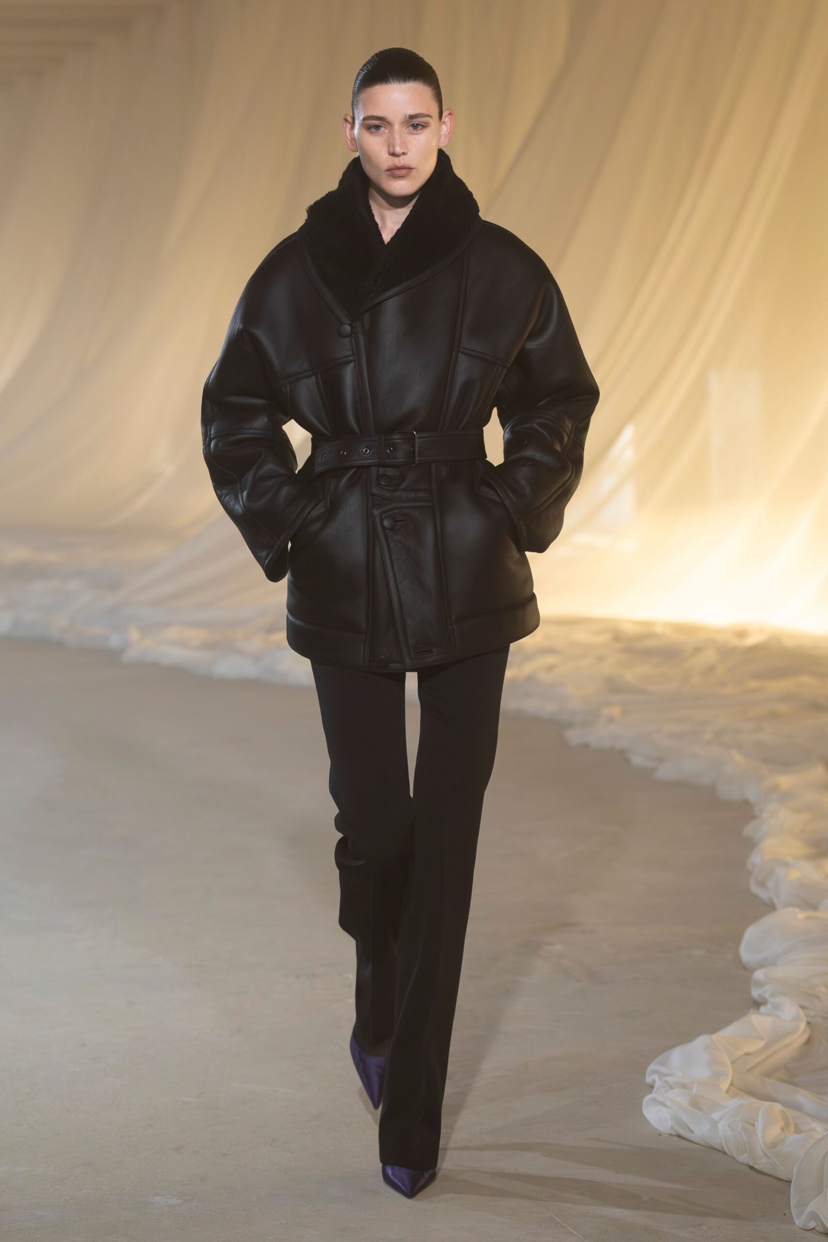 black leather long-sleeve collared oversized belted jacket