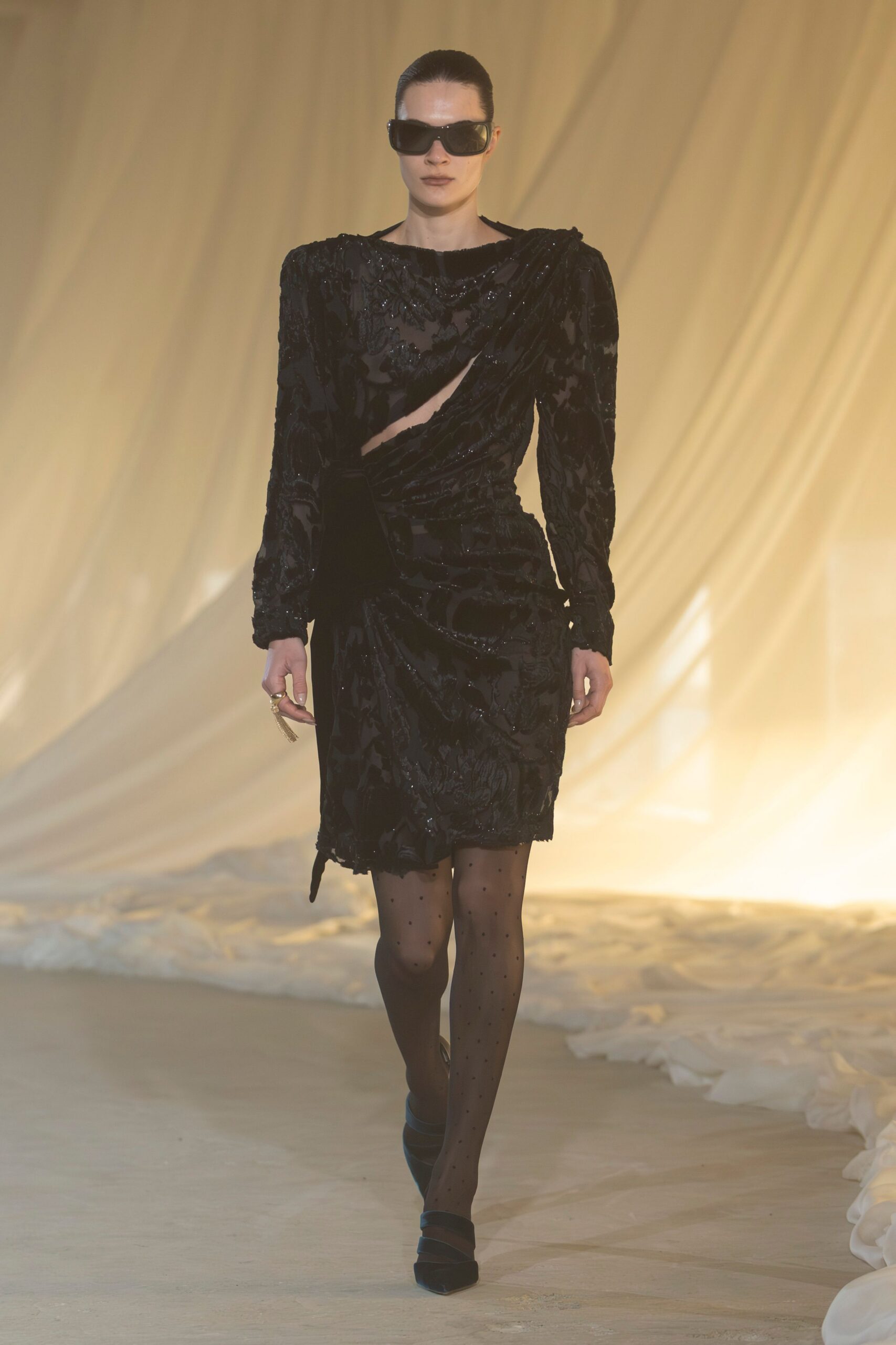 black velvet long-sleeve v-neck fitted ruched textured dress