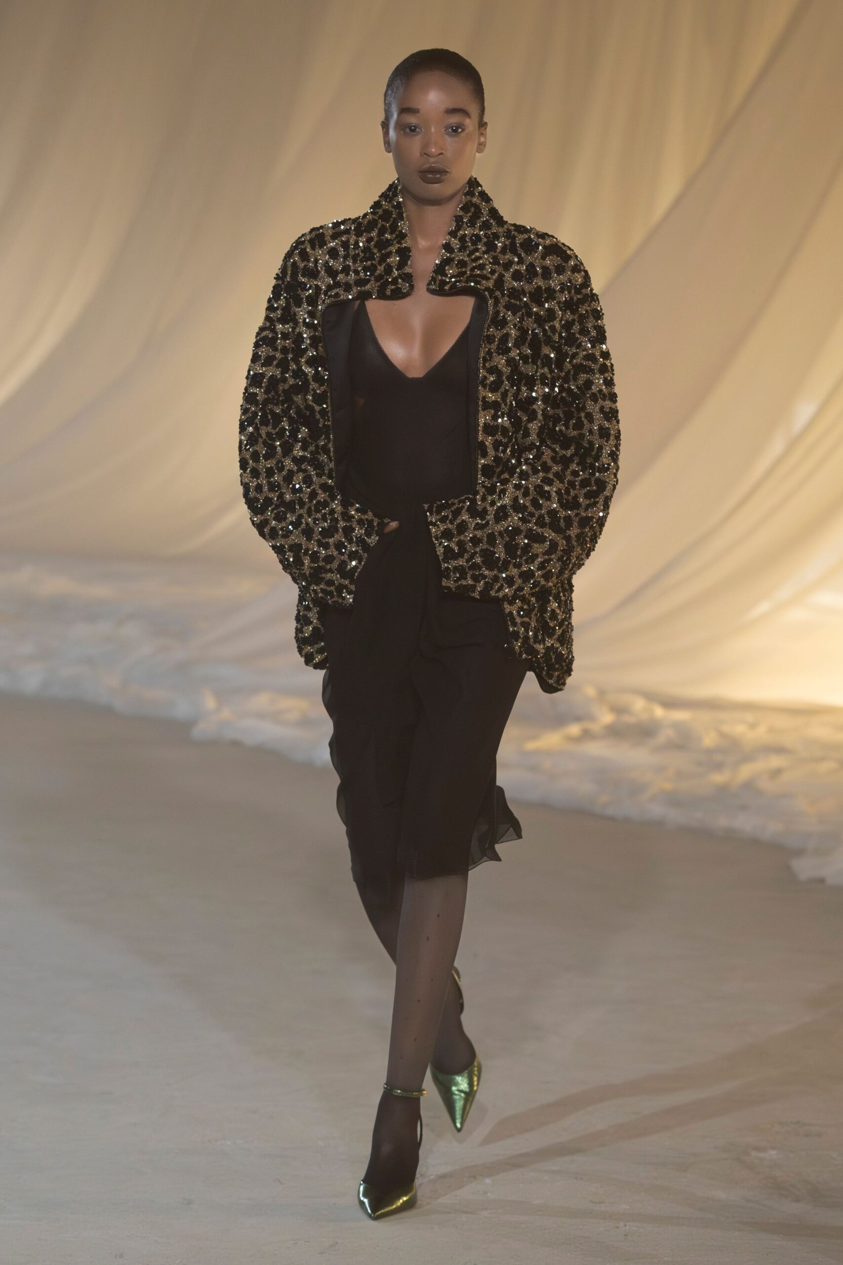 black silk long-sleeve collared relaxed embroidered coat
