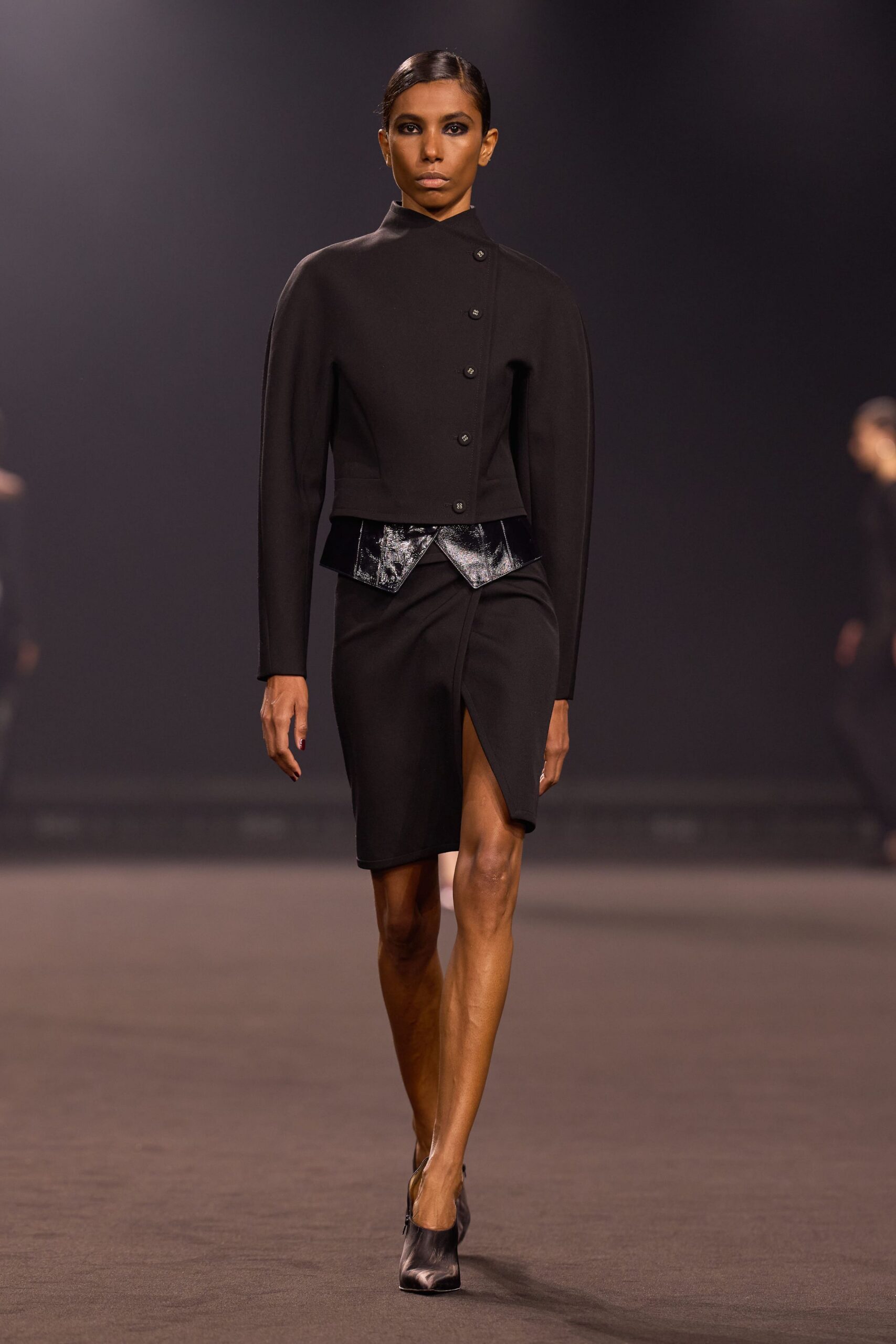 black wool long-sleeve collared structured buttoned jacket