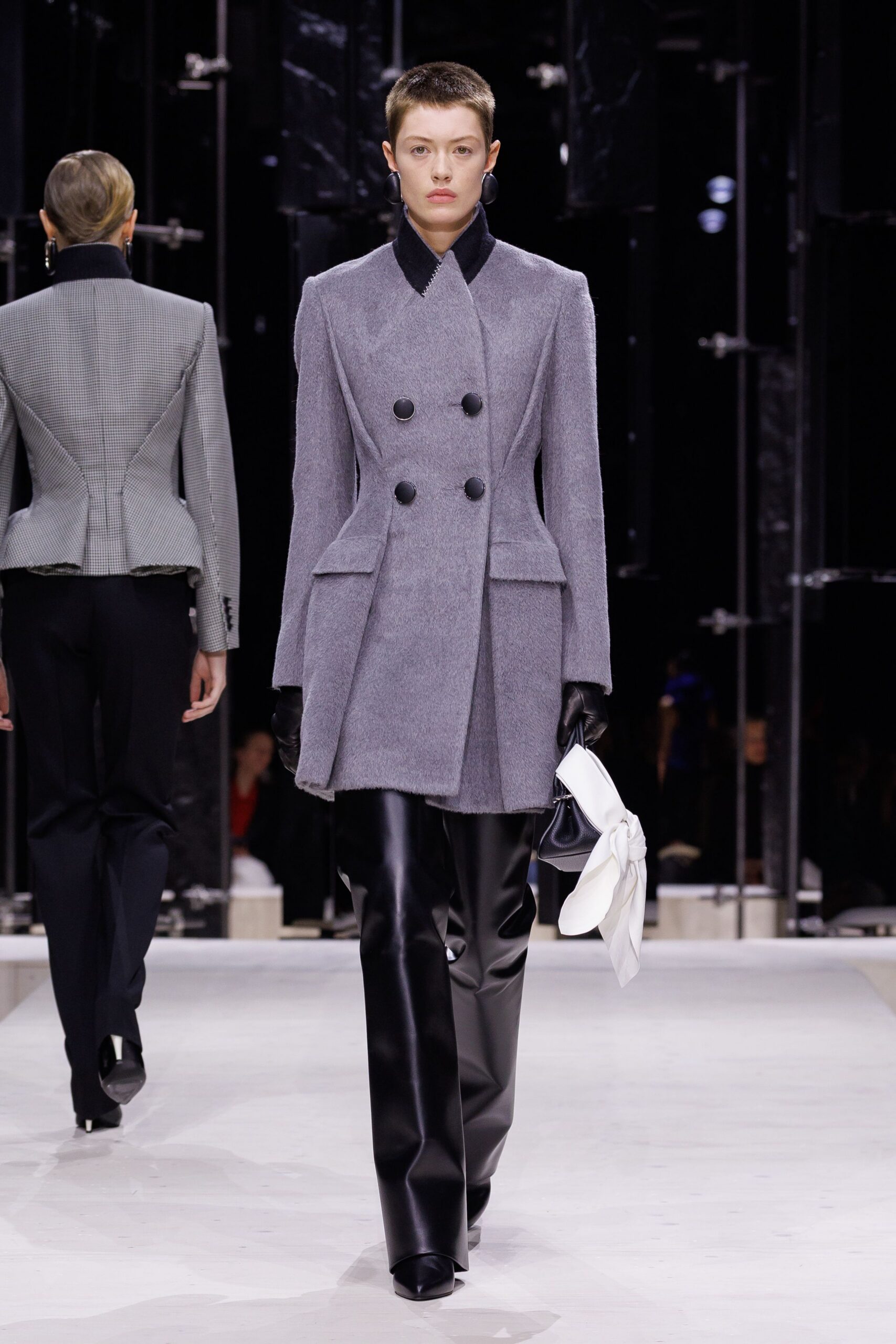 gray wool long-sleeve collared structured buttoned coat