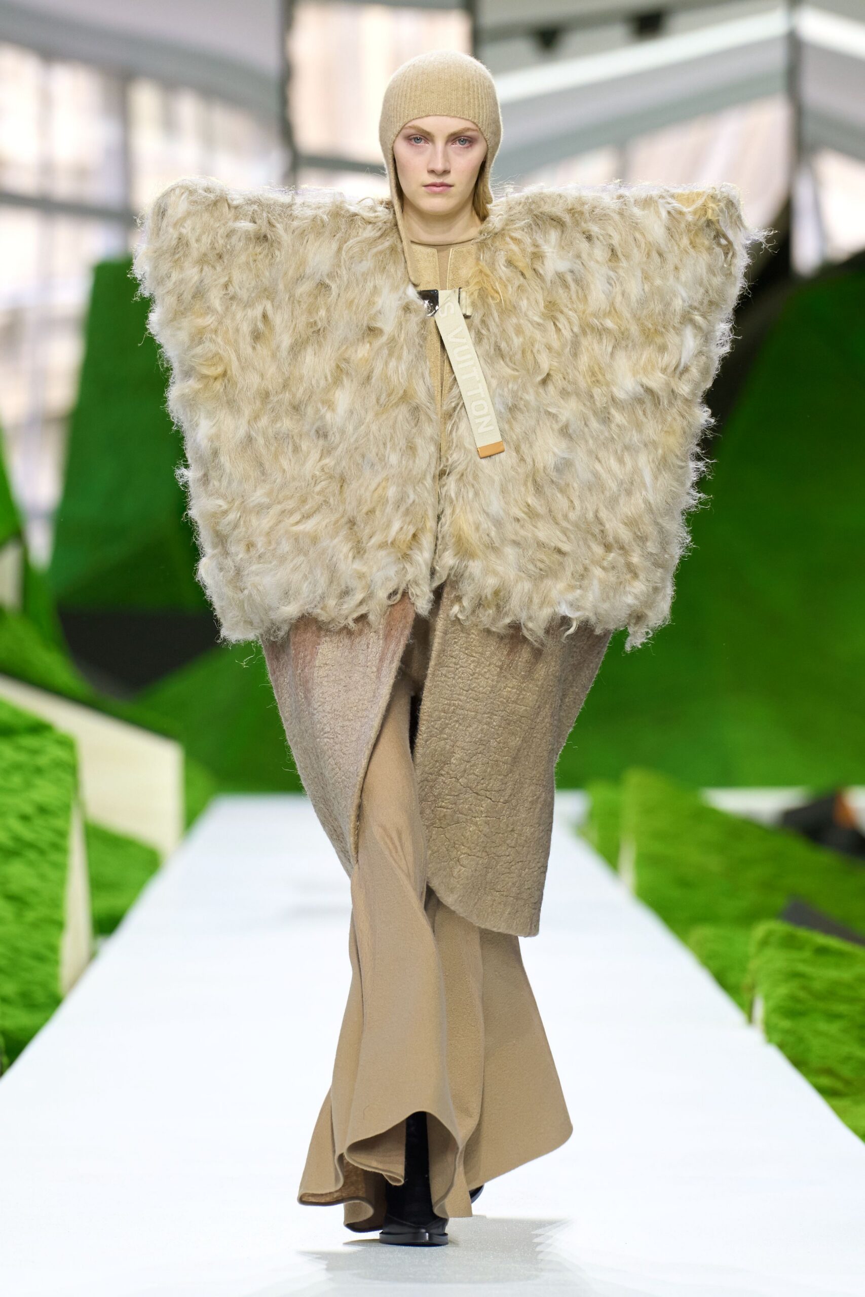 Louis Vuitton Fall 2026 Ready-to-Wear Look 3