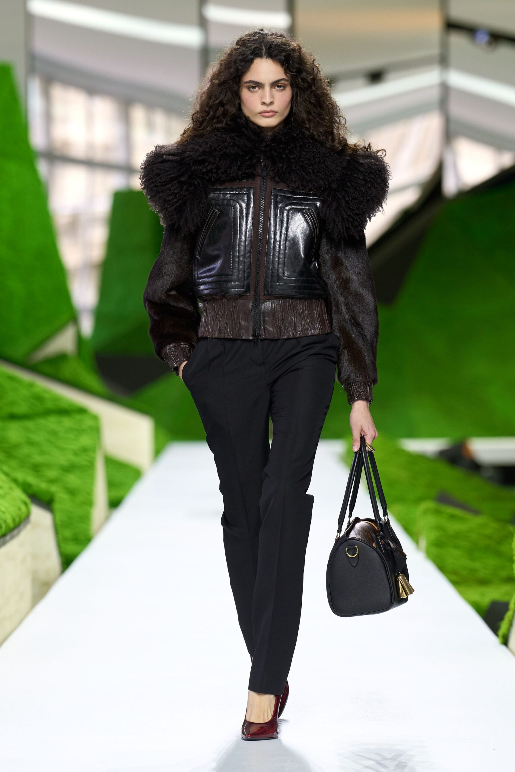 Louis Vuitton Fall 2026 Ready-to-Wear Look 14