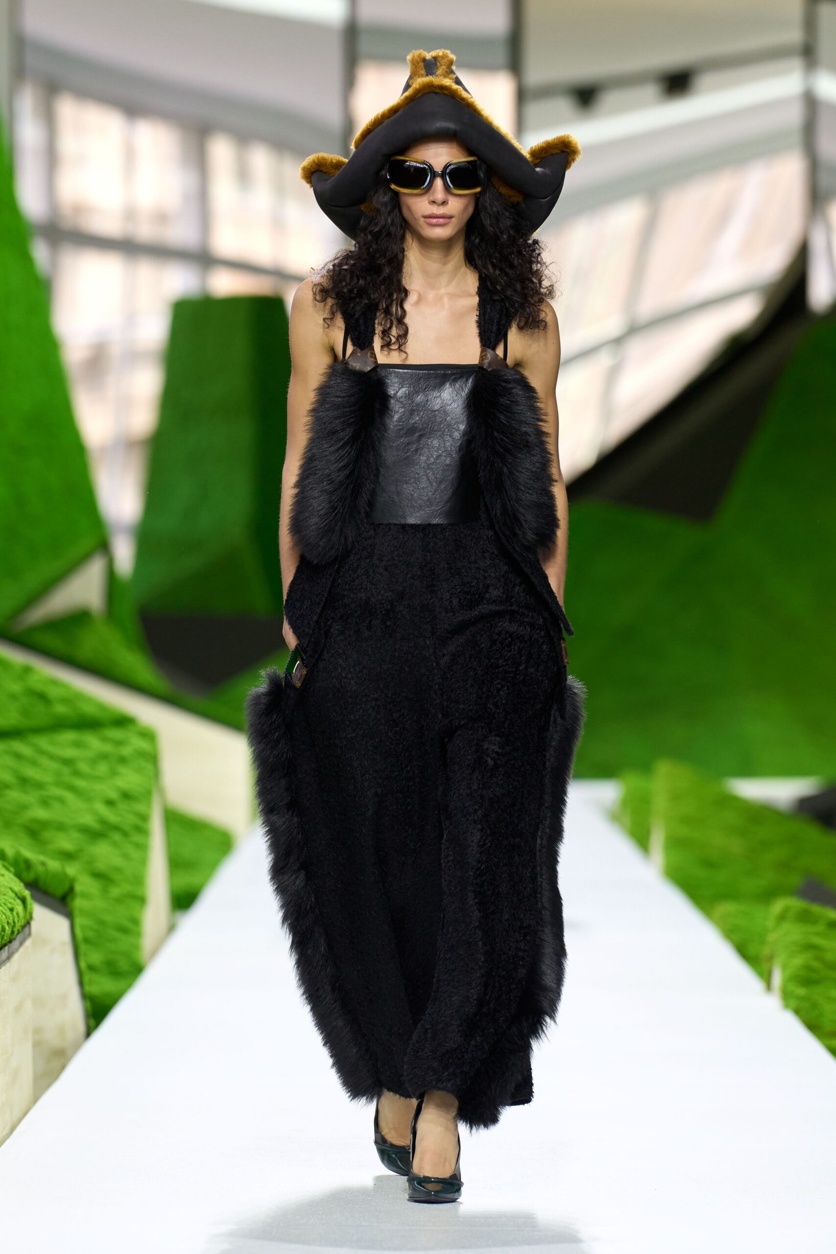 black fur sleeveless v-neck fitted layered jumpsuit