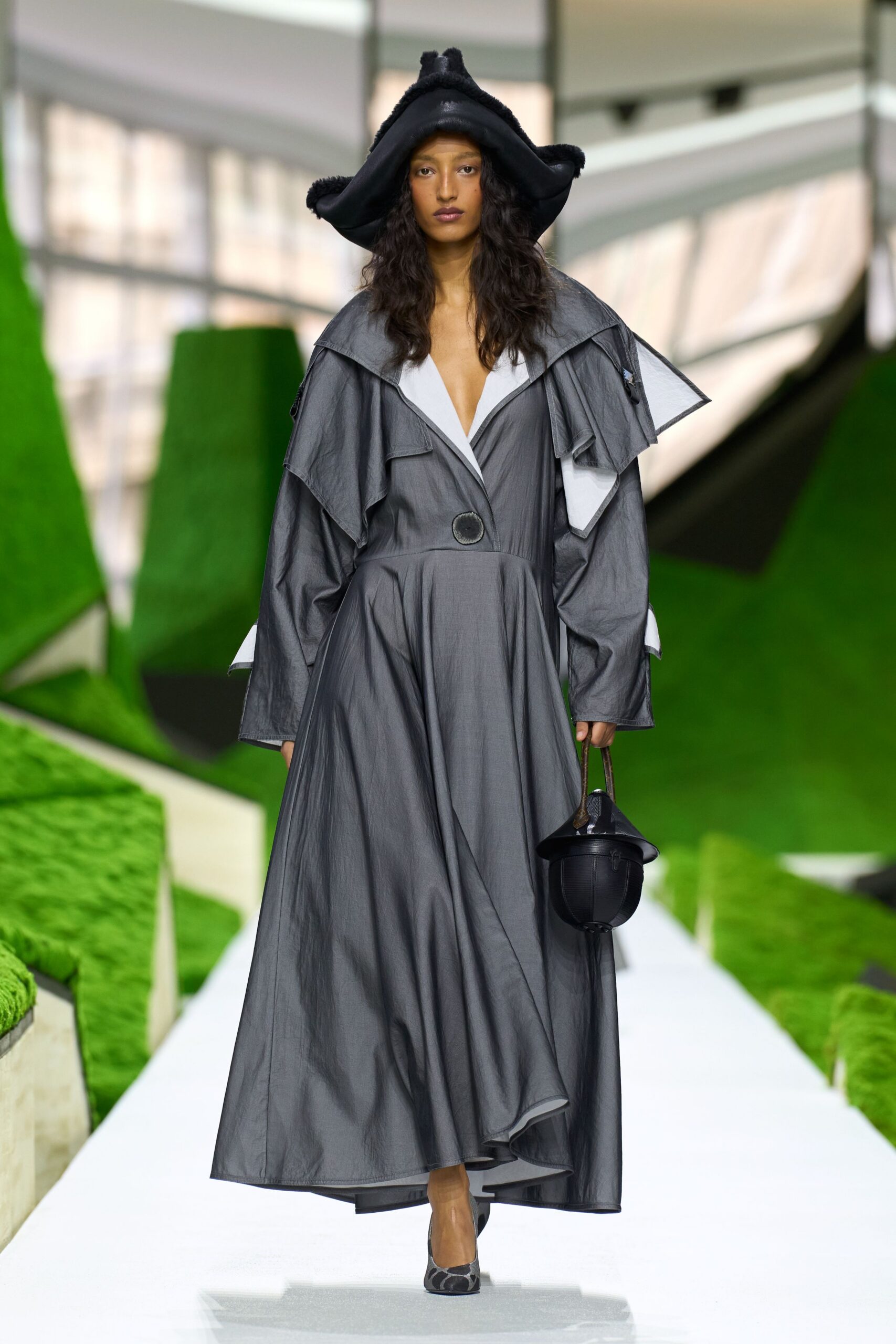 gray cotton long-sleeve v-neck fitted layered belted dress