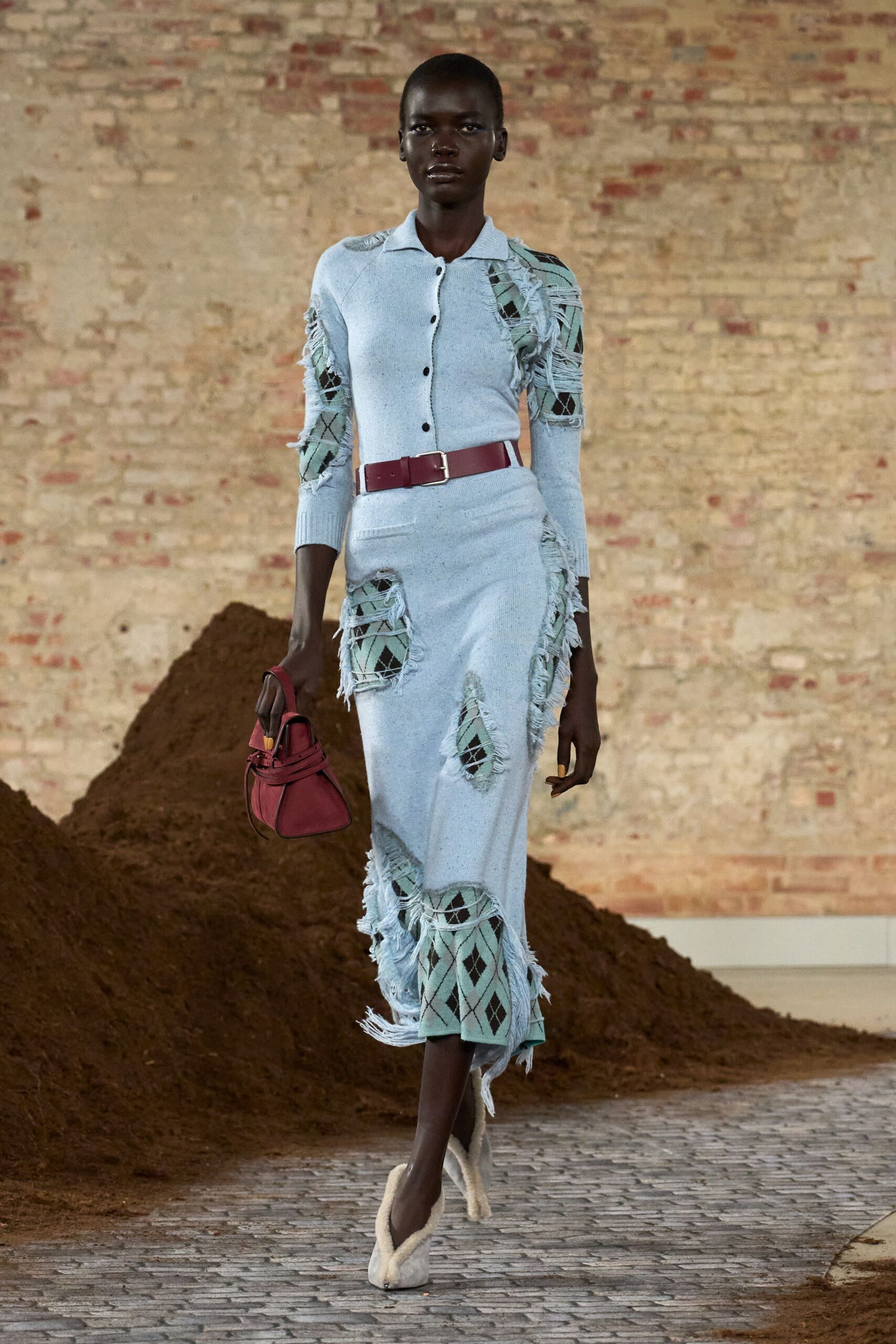 Moschino Fall 2026 Ready-to-Wear Look 2
