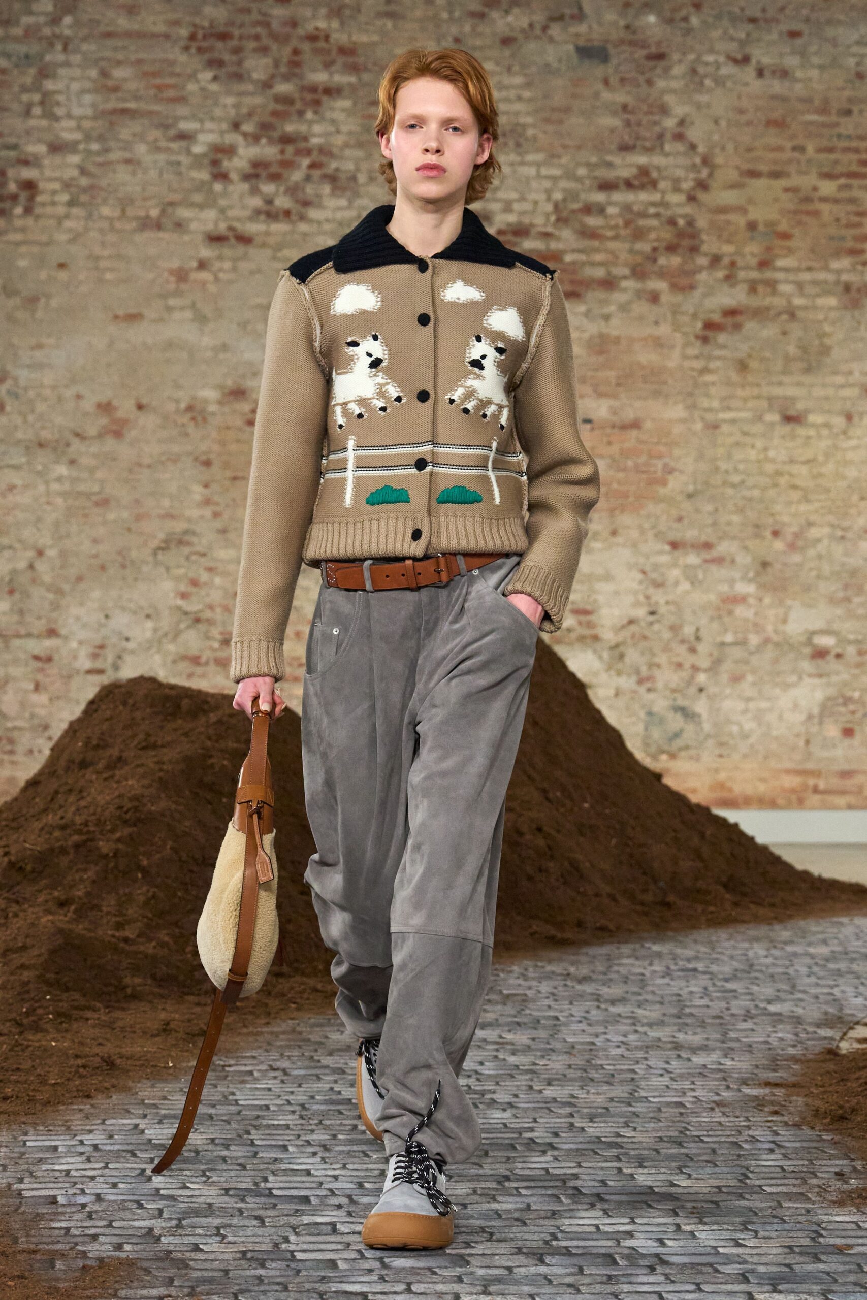 beige wool long-sleeve collared relaxed embroidered jacket