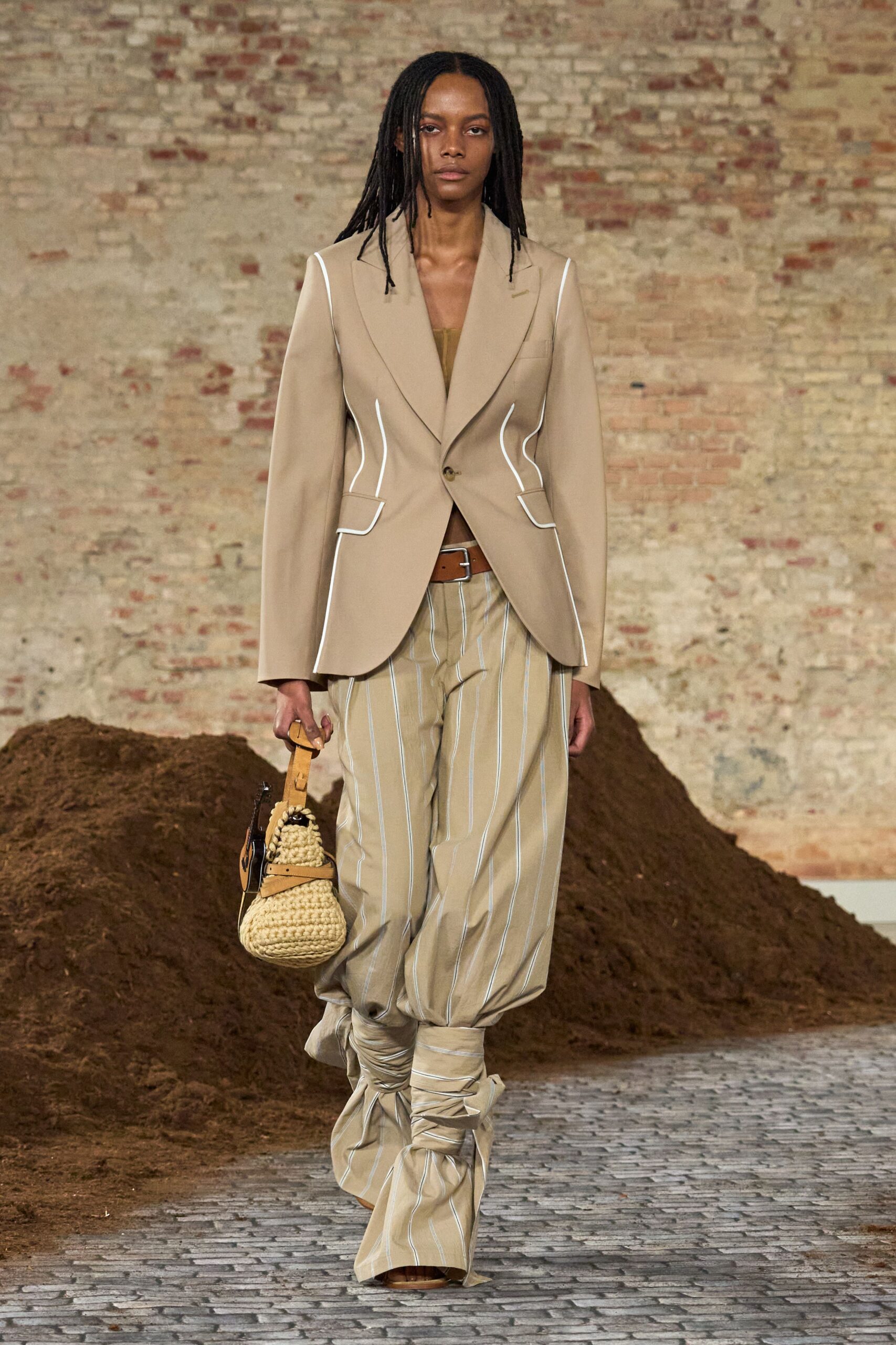 Moschino Fall 2026 Ready-to-Wear Look 27