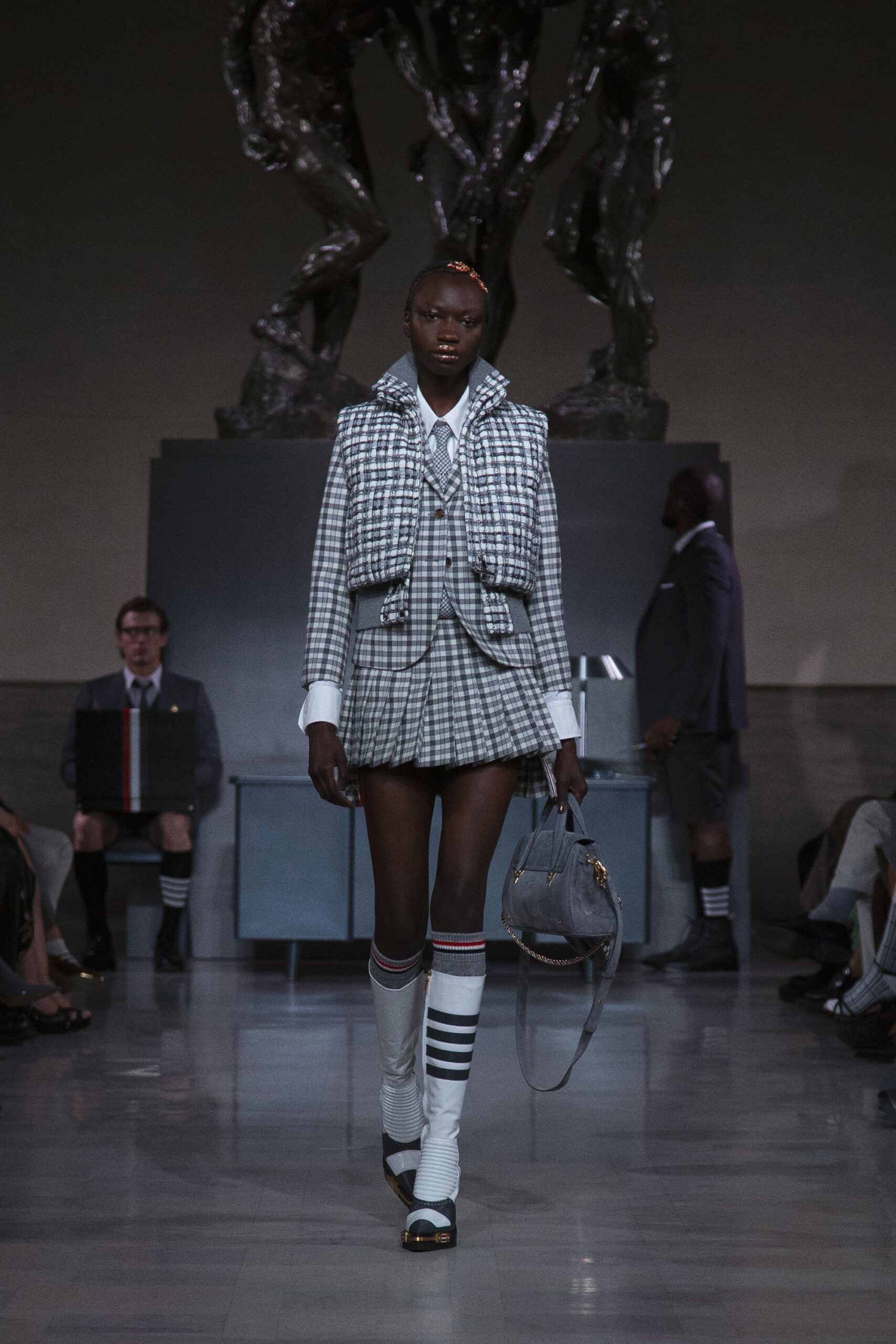 gray cotton fitted checked pleated mini skirt
