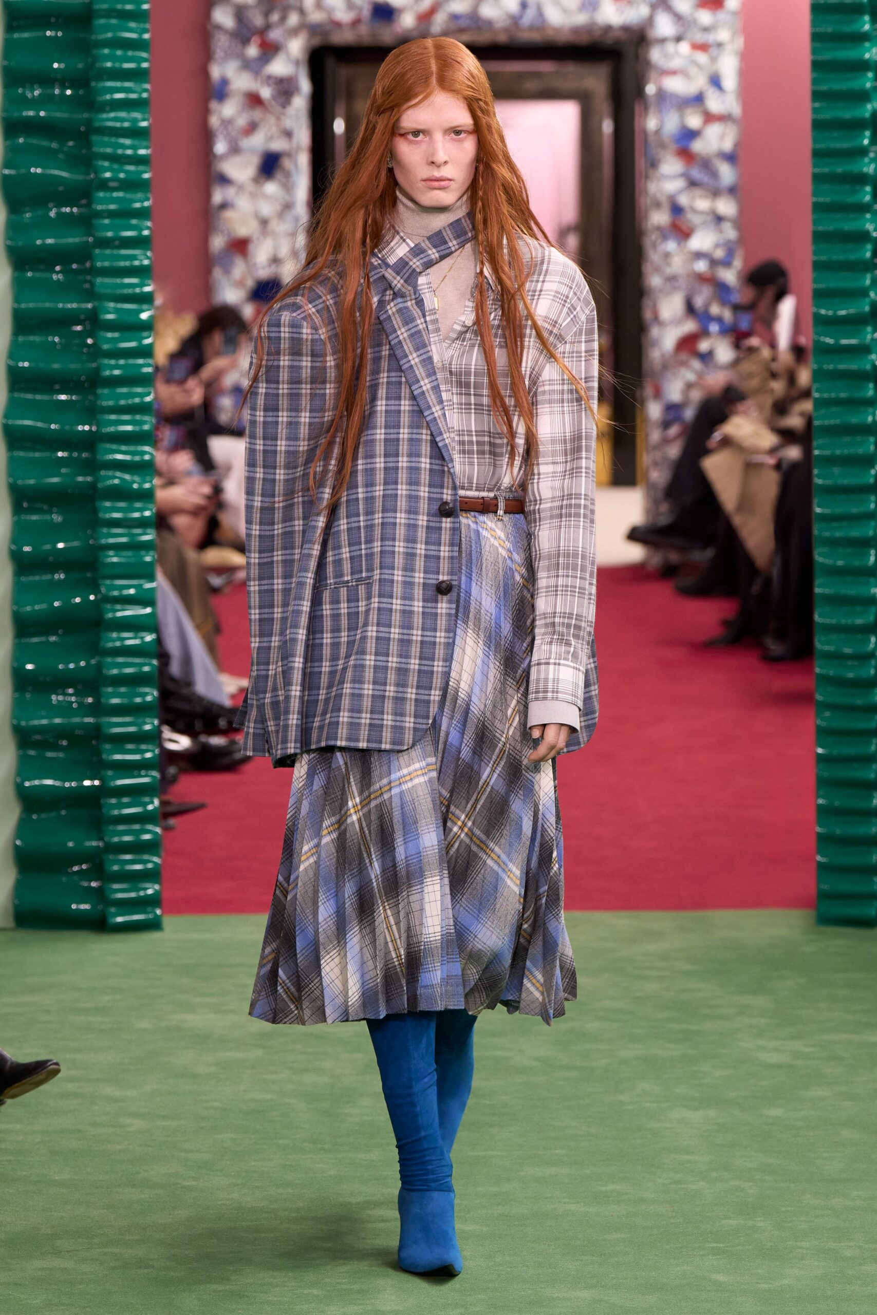 blue cotton long-sleeve collared structured checked blazer