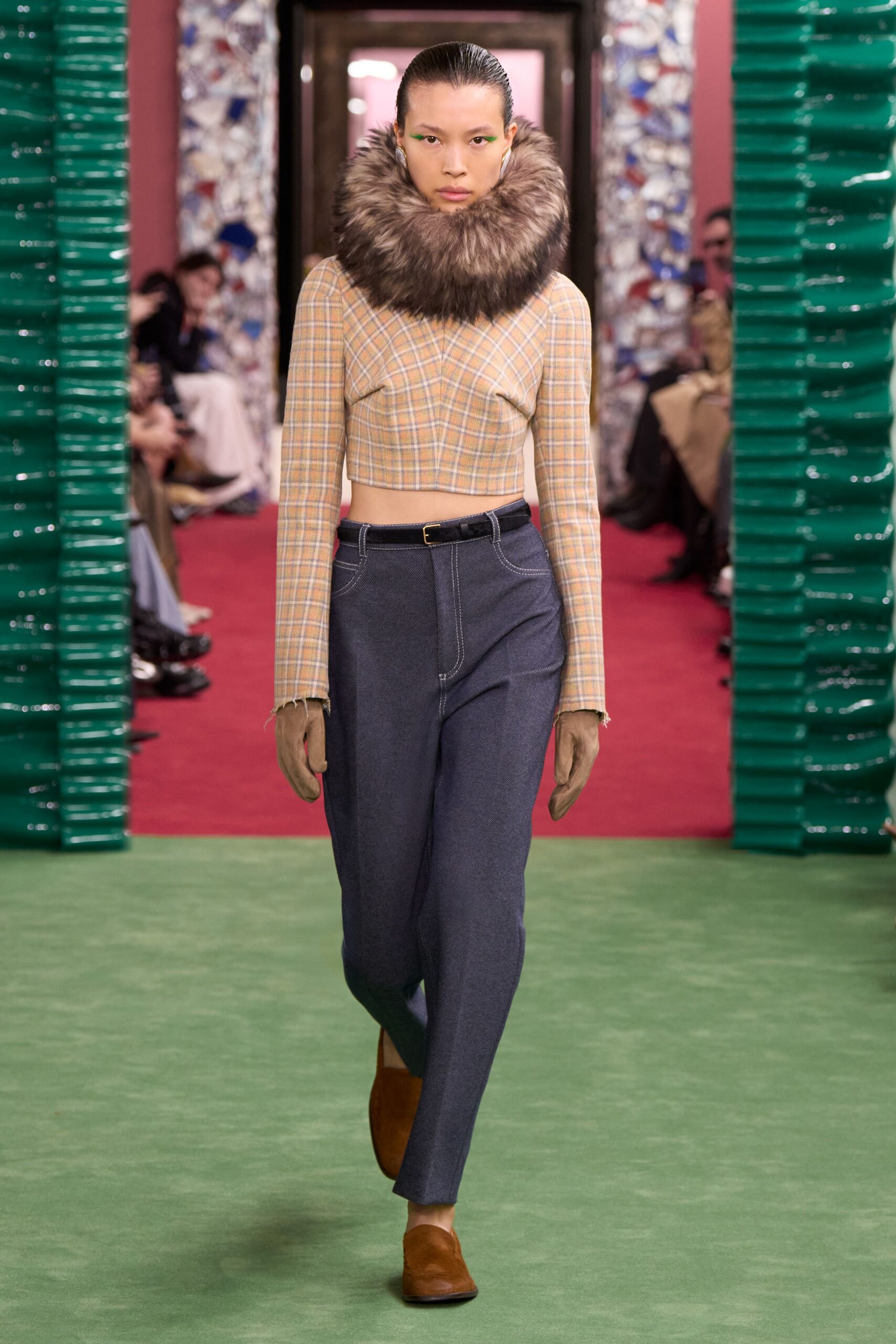 brown fur scarf