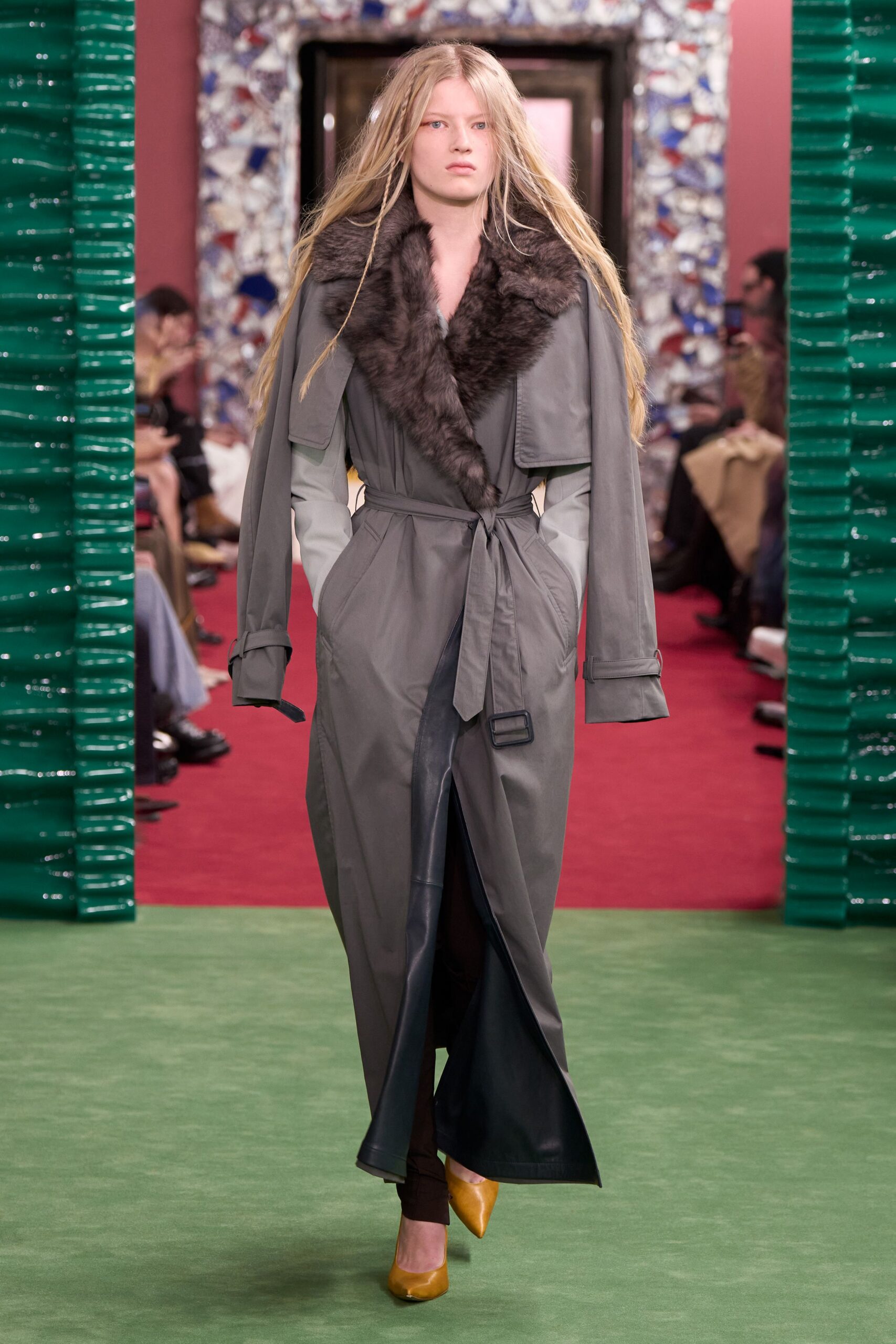gray cotton long-sleeve collared relaxed belted draped trench