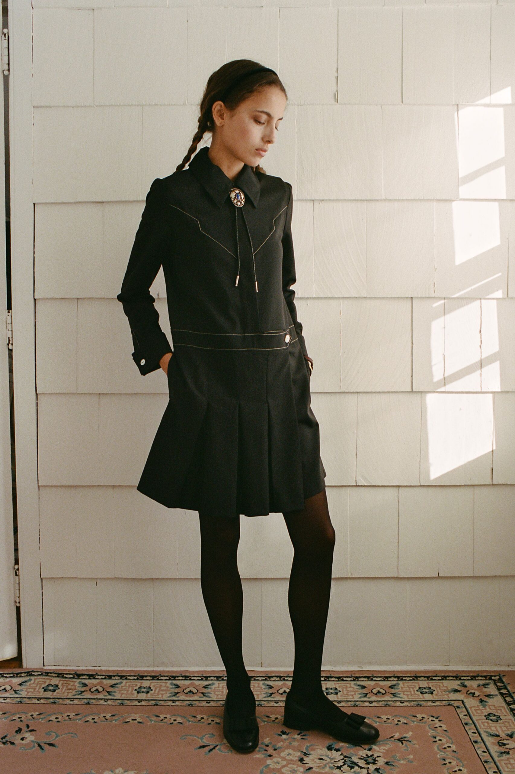 black cotton long-sleeve collared fitted pleated mini shirt-dress