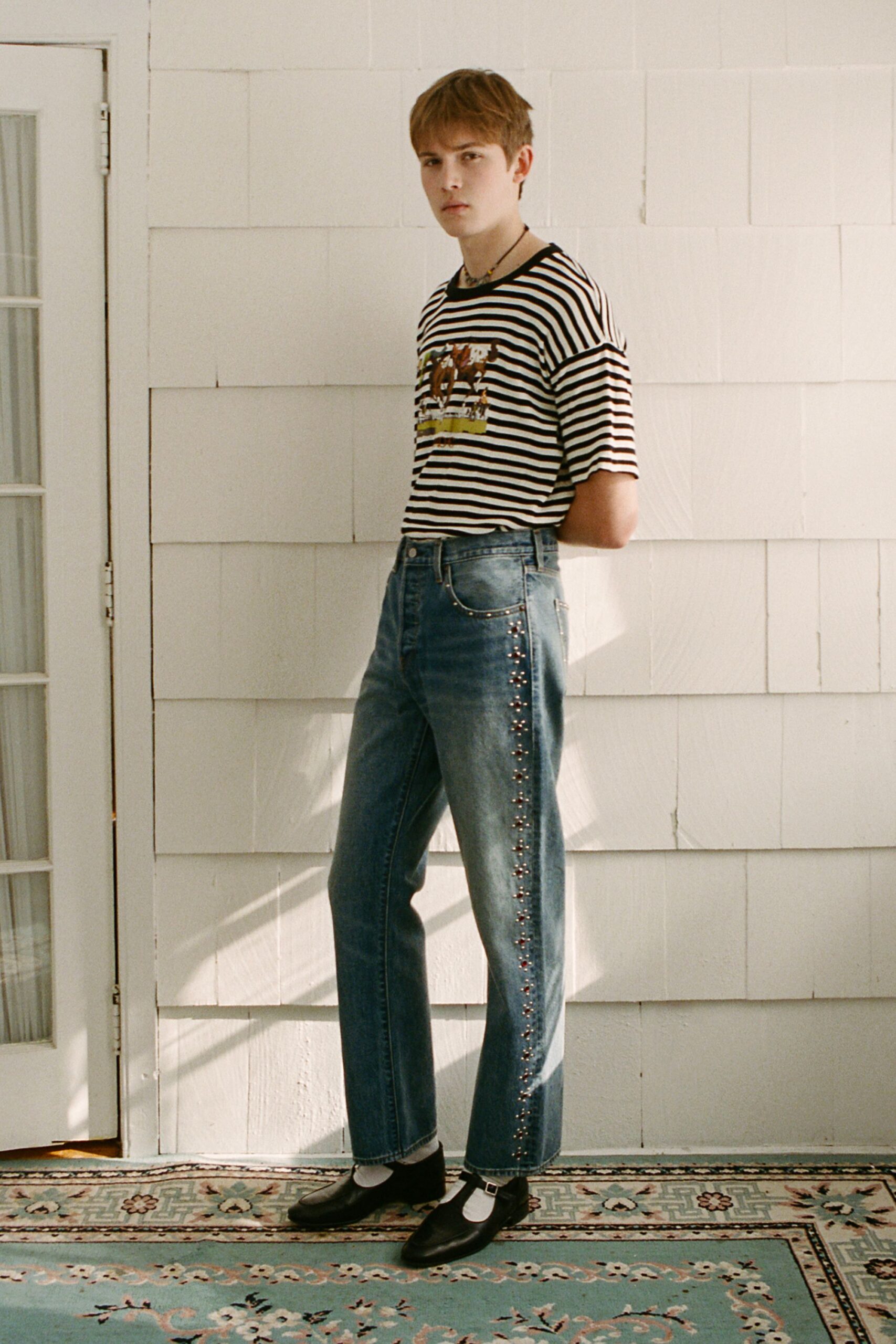 striped t-shirt with jeans