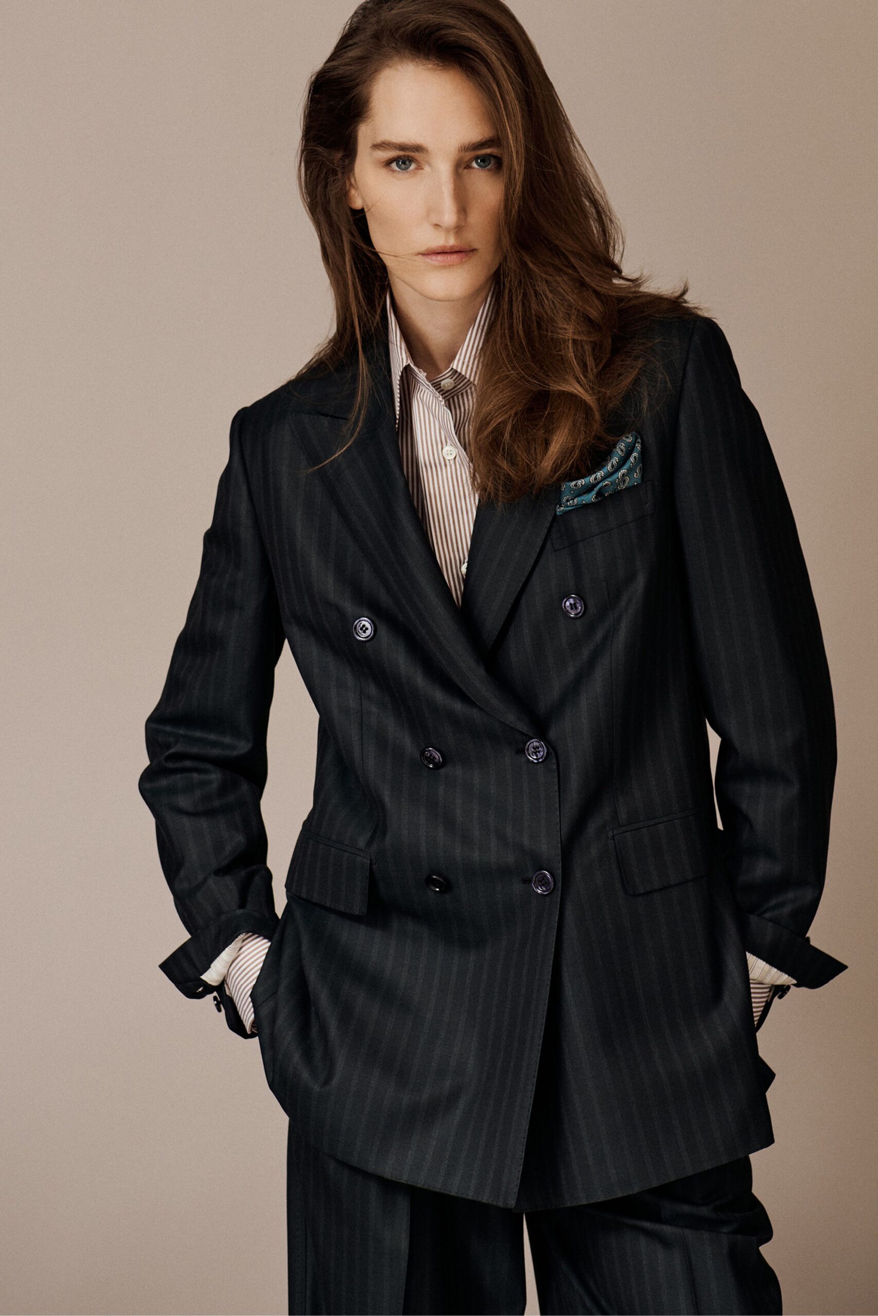 black wool long-sleeve collared tailored striped blazer