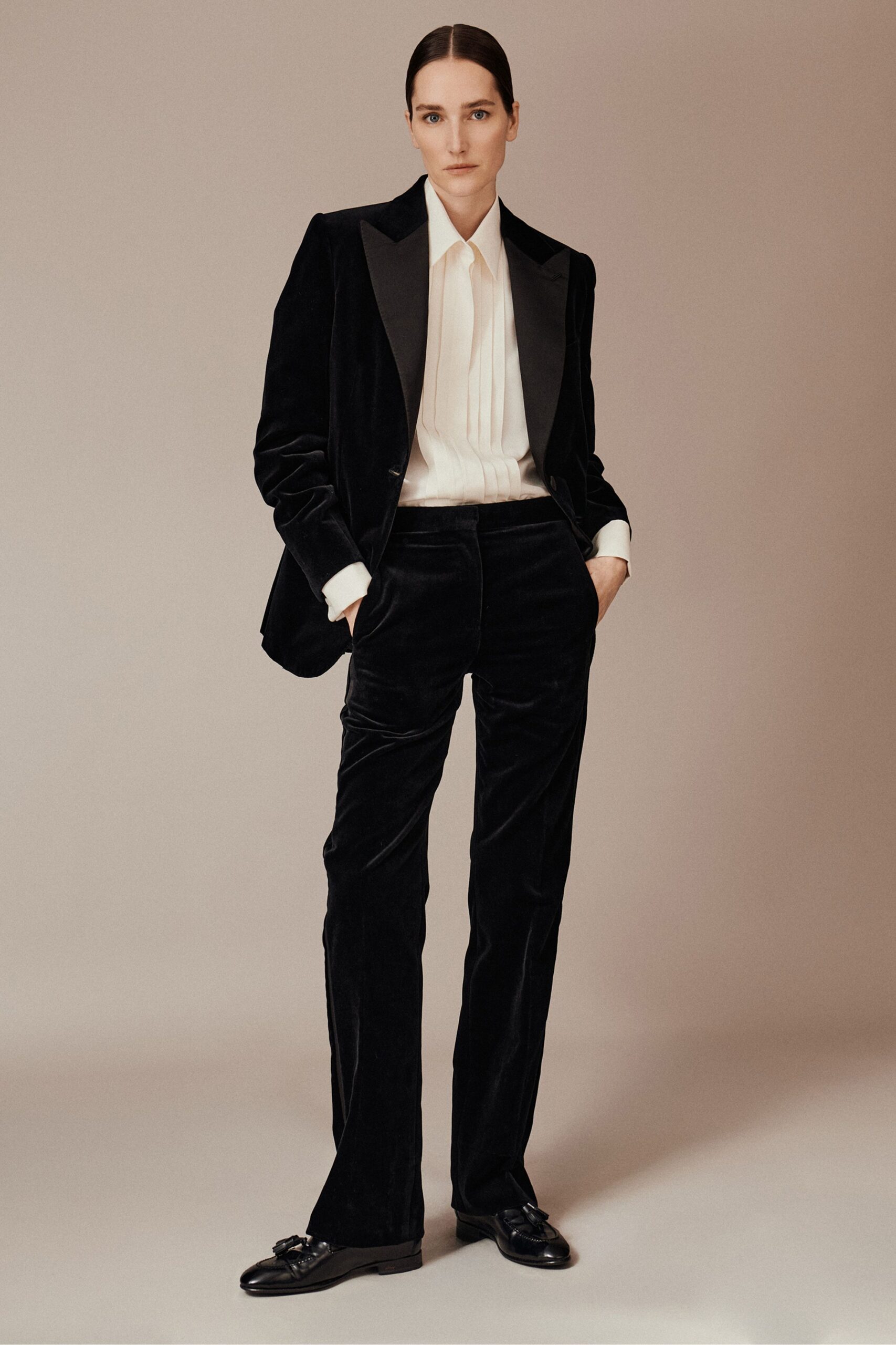 black velvet long-sleeve collared tailored suit