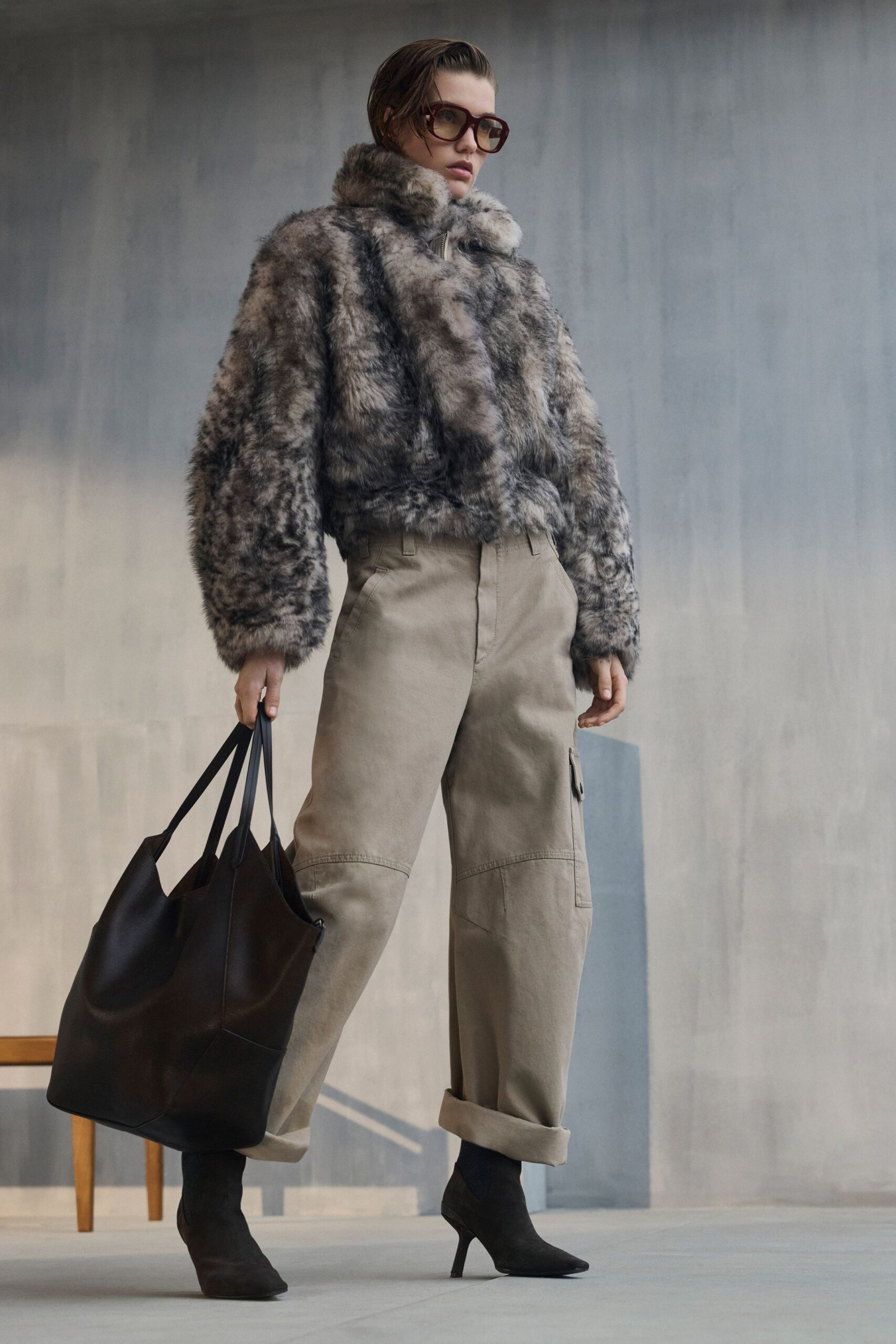 gray faux-fur long-sleeve collared relaxed draped jacket