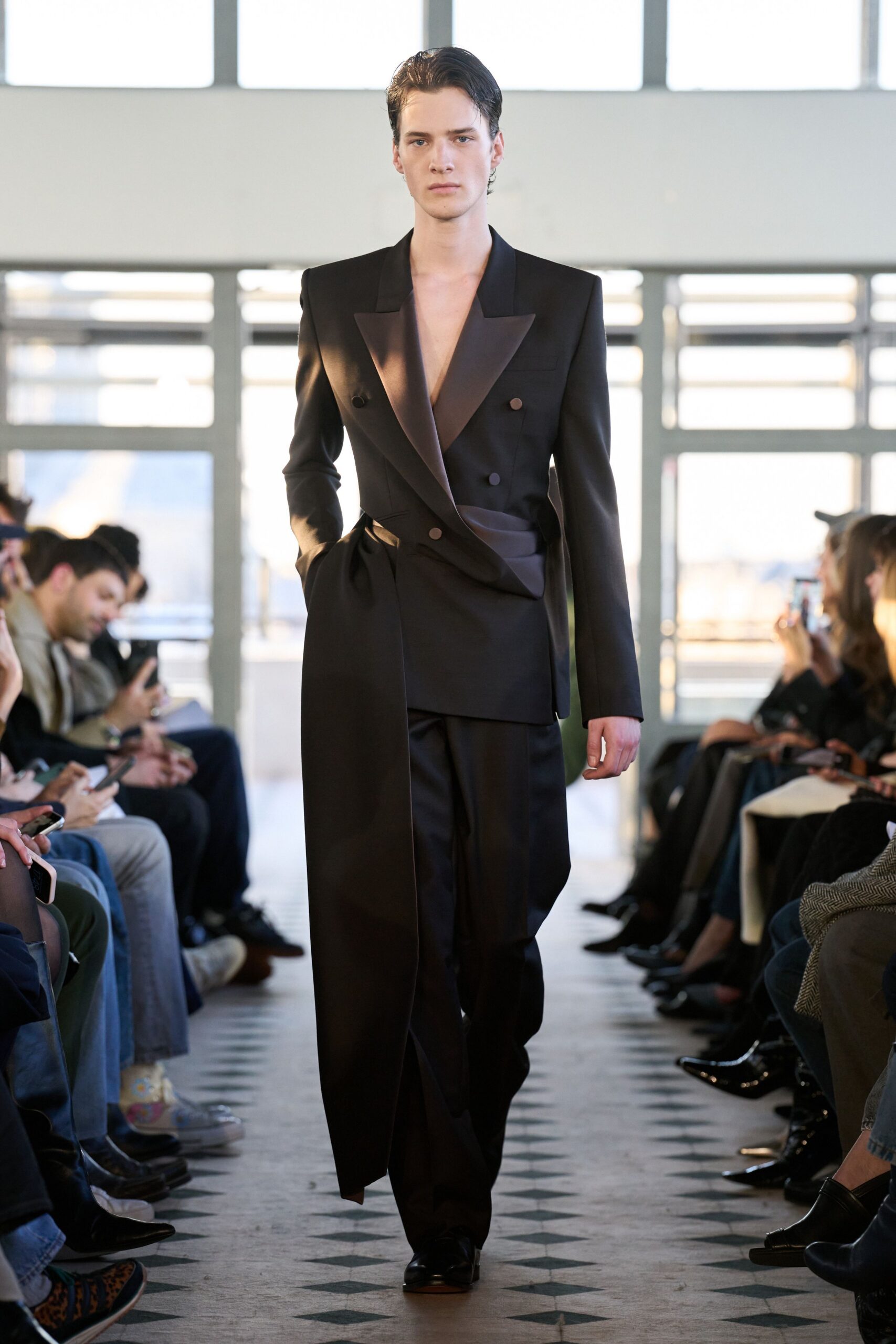 black silk long-sleeve v-neck tailored zippered suit
