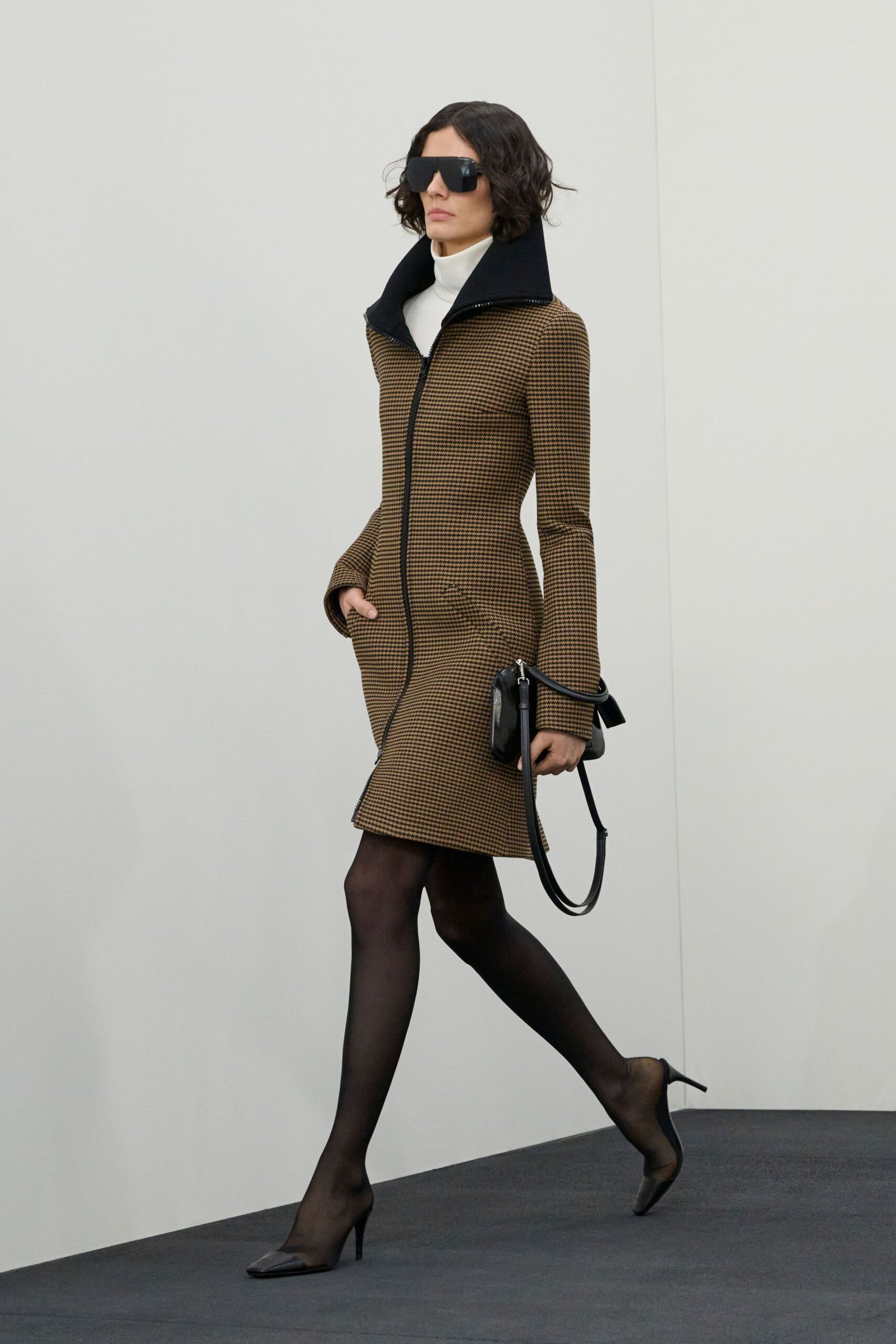 brown wool long-sleeve collared fitted zippered checked coat