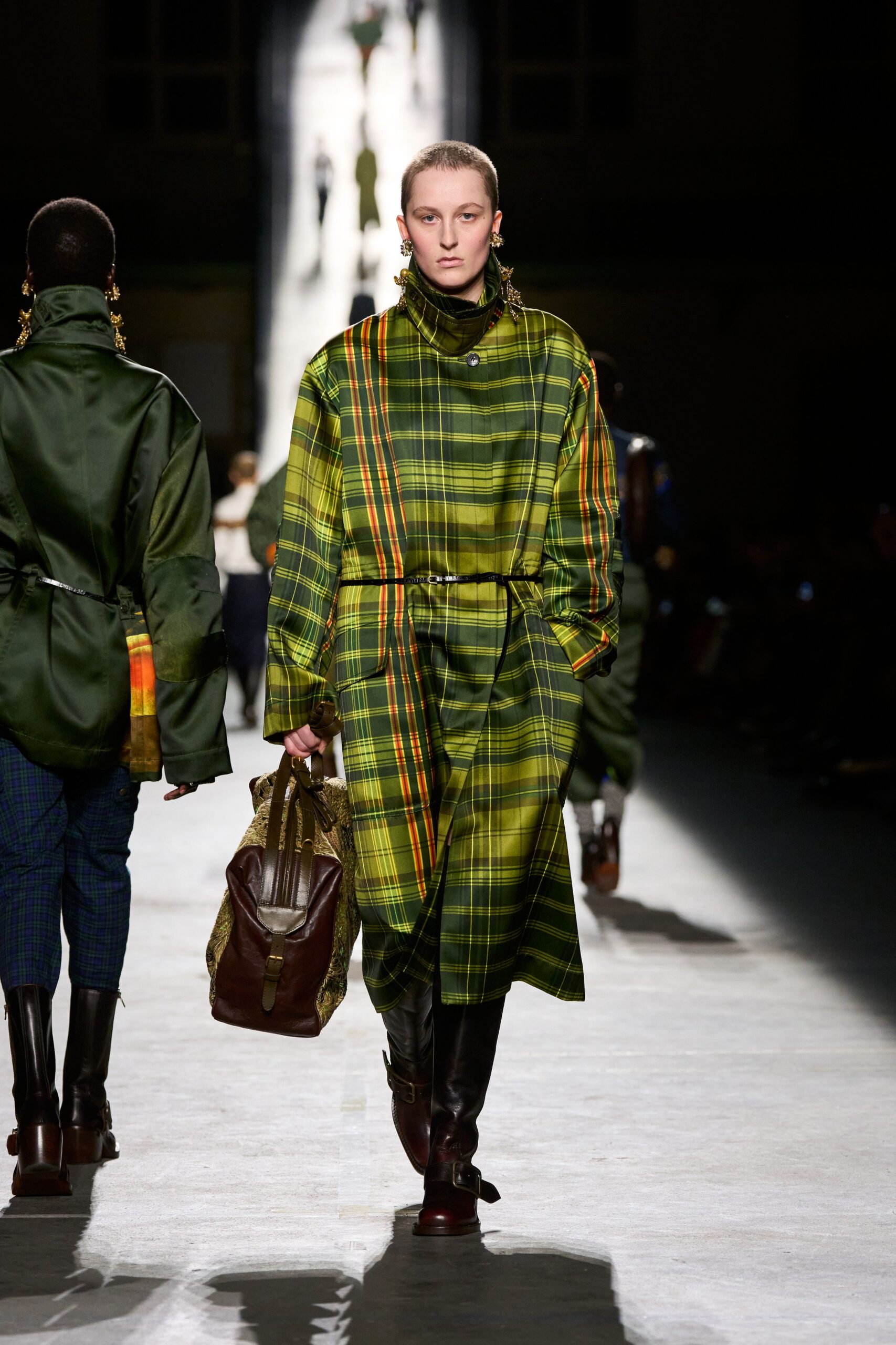 green cotton long-sleeve collared relaxed belted checked dress