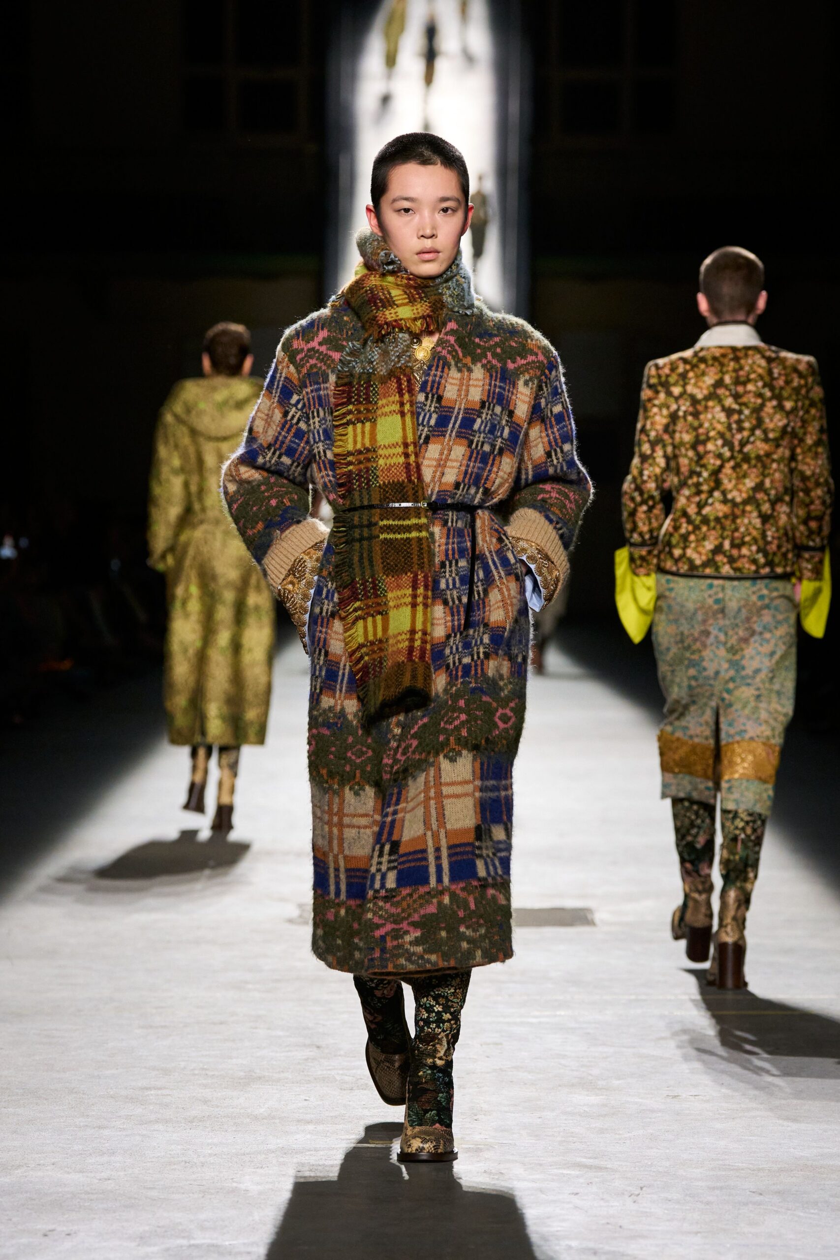 multi wool long-sleeve collared relaxed checked belted coat