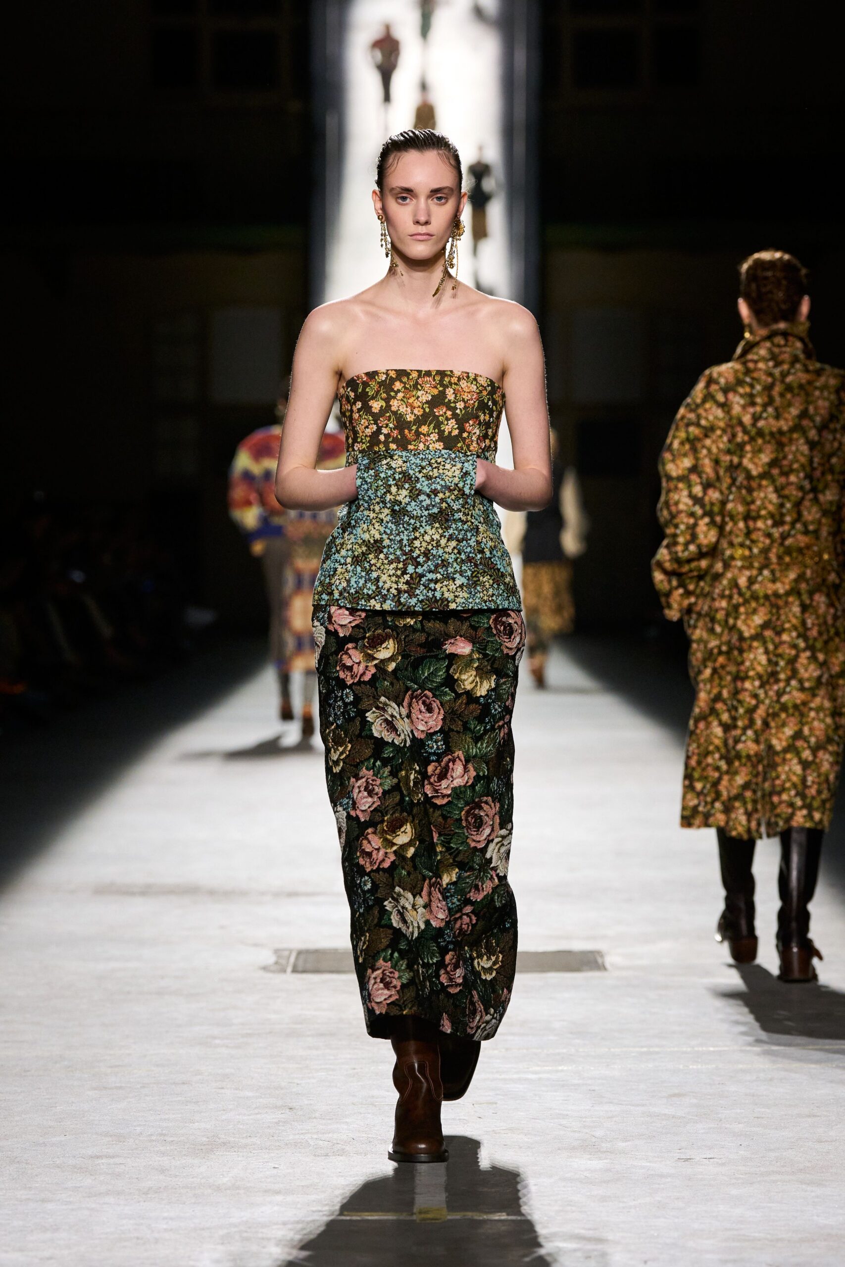 multi strapless fitted floral top