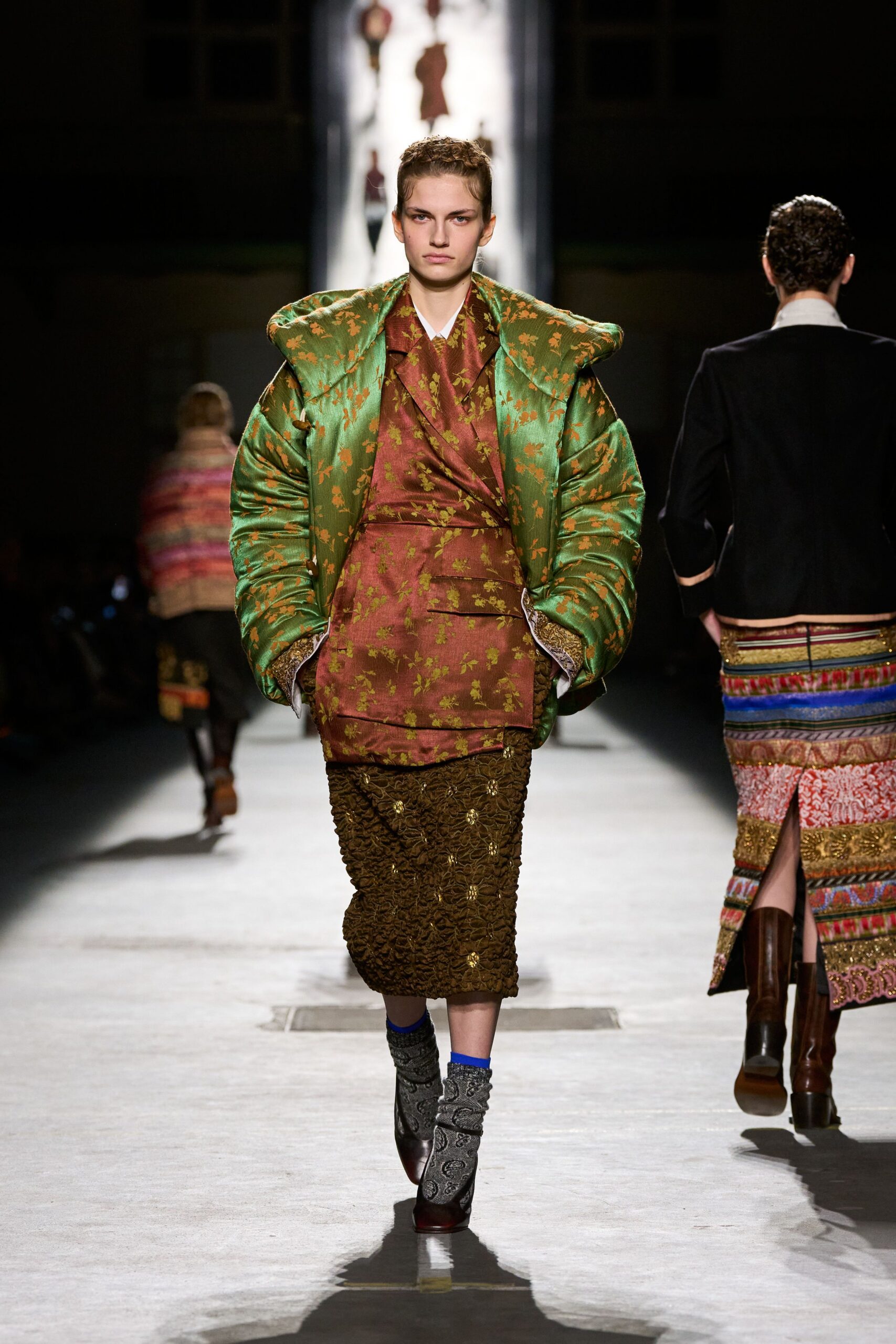 green silk long-sleeve oversized embroidered coat