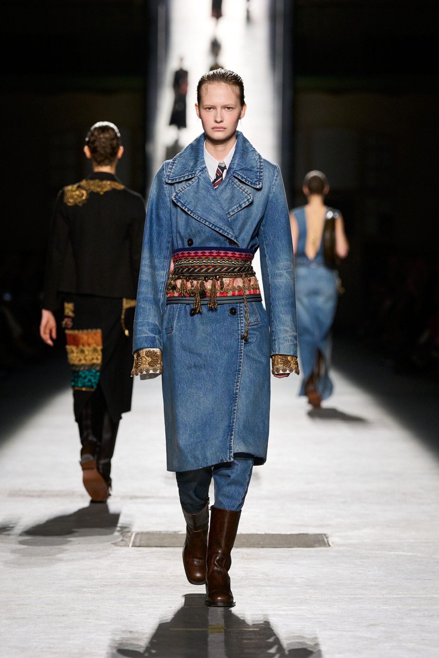 blue denim long-sleeve collared fitted belted coat
